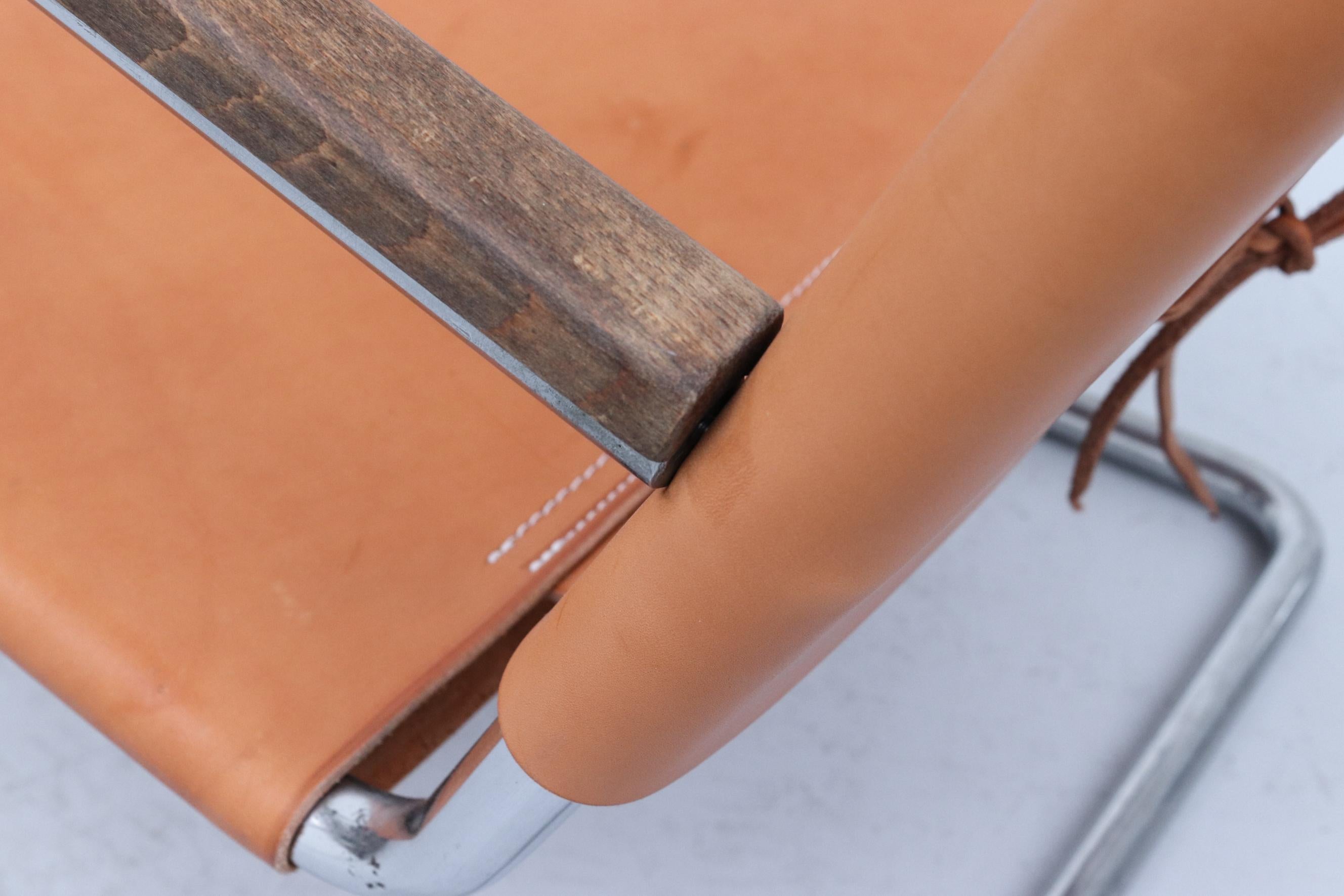 1930s Bas Van Pelt Leather and Chrome Tubular Lounge Chair with Wood Armrests 7