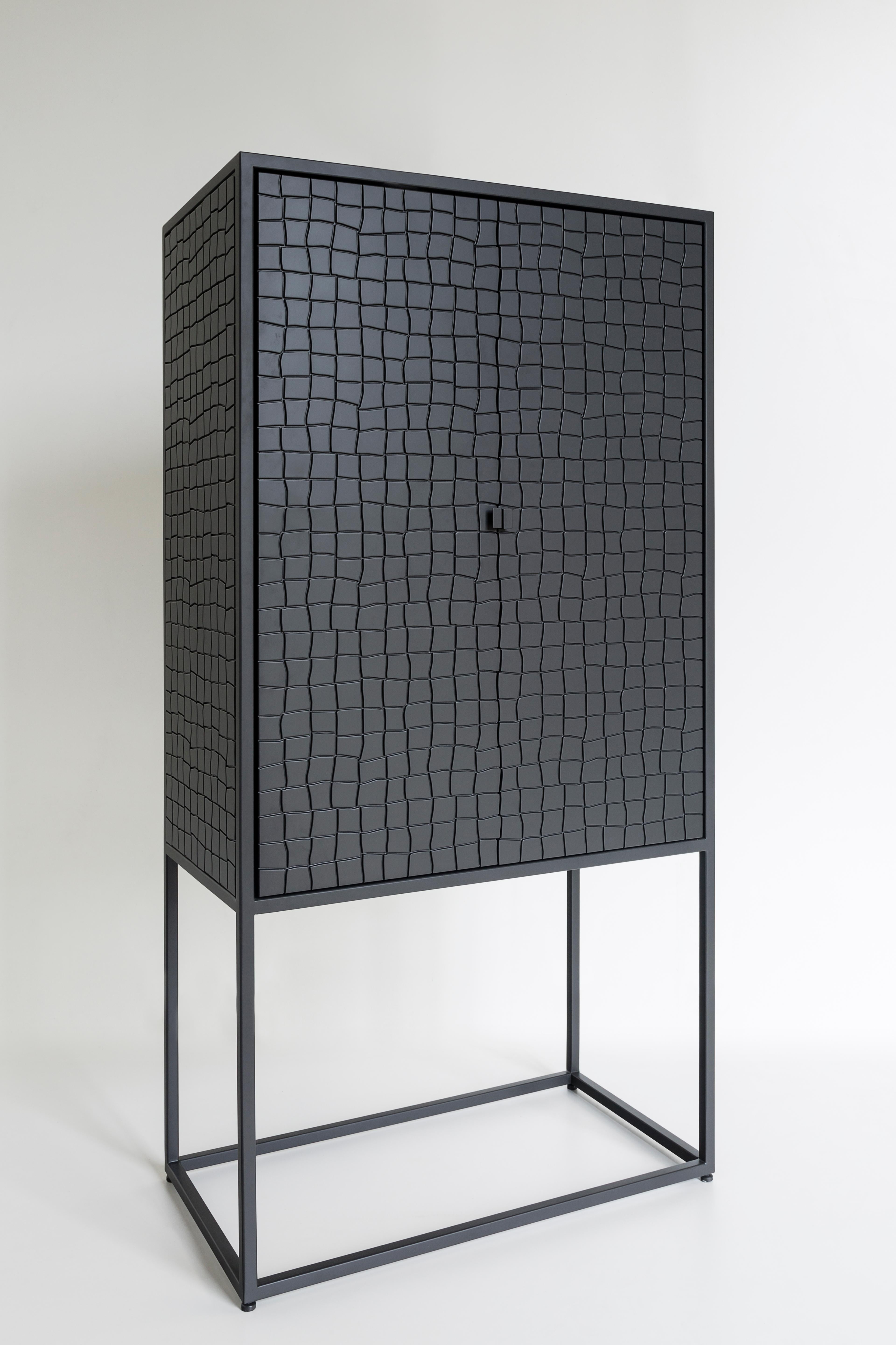 The drinks cabinet created by the award winning designer, Gustavo Martini, was conceived with a reference to 