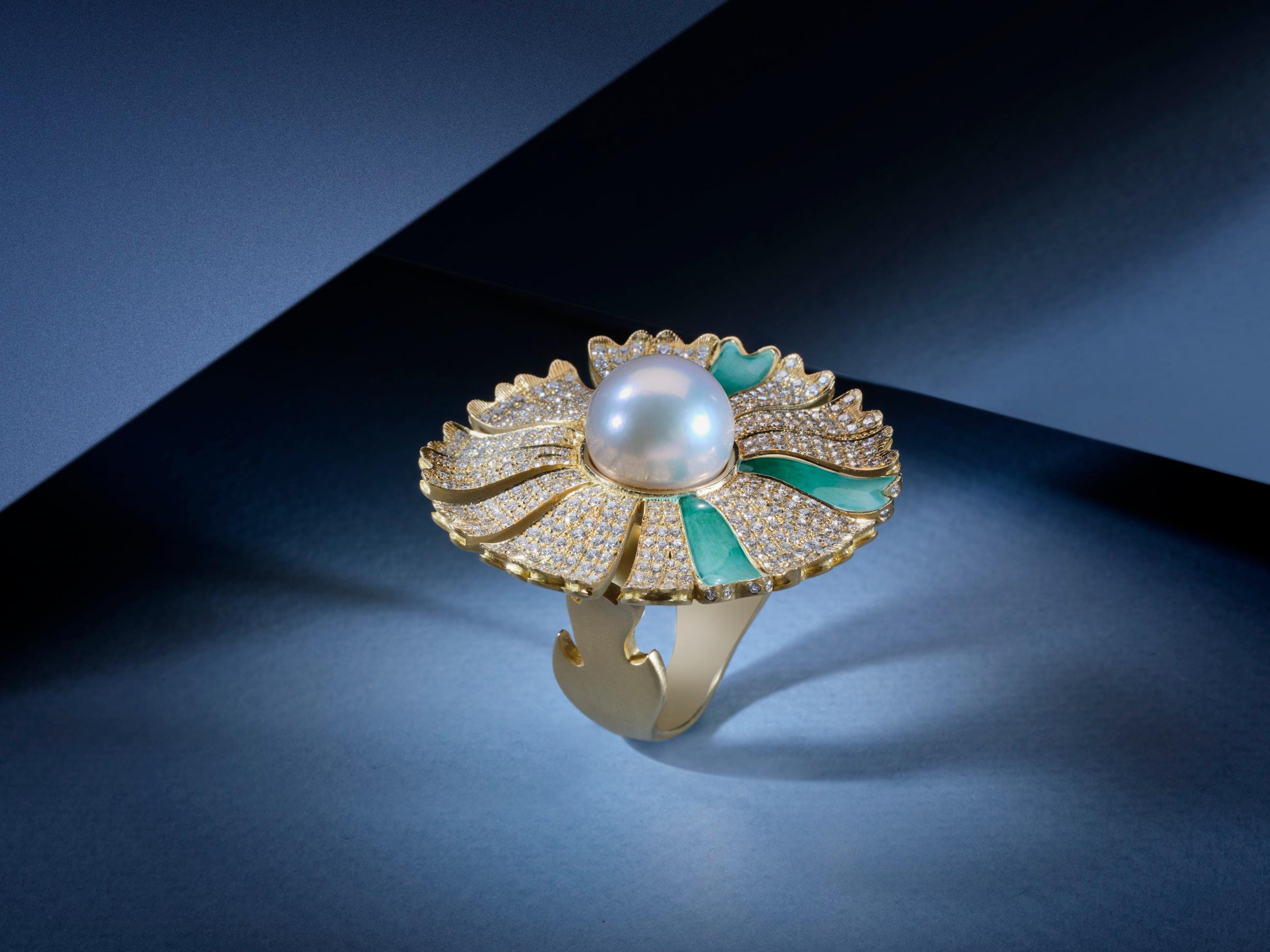 For Sale:  Basak Baykal Daisy 18ct Gold Diamond & Pearl Cocktail Ring 4