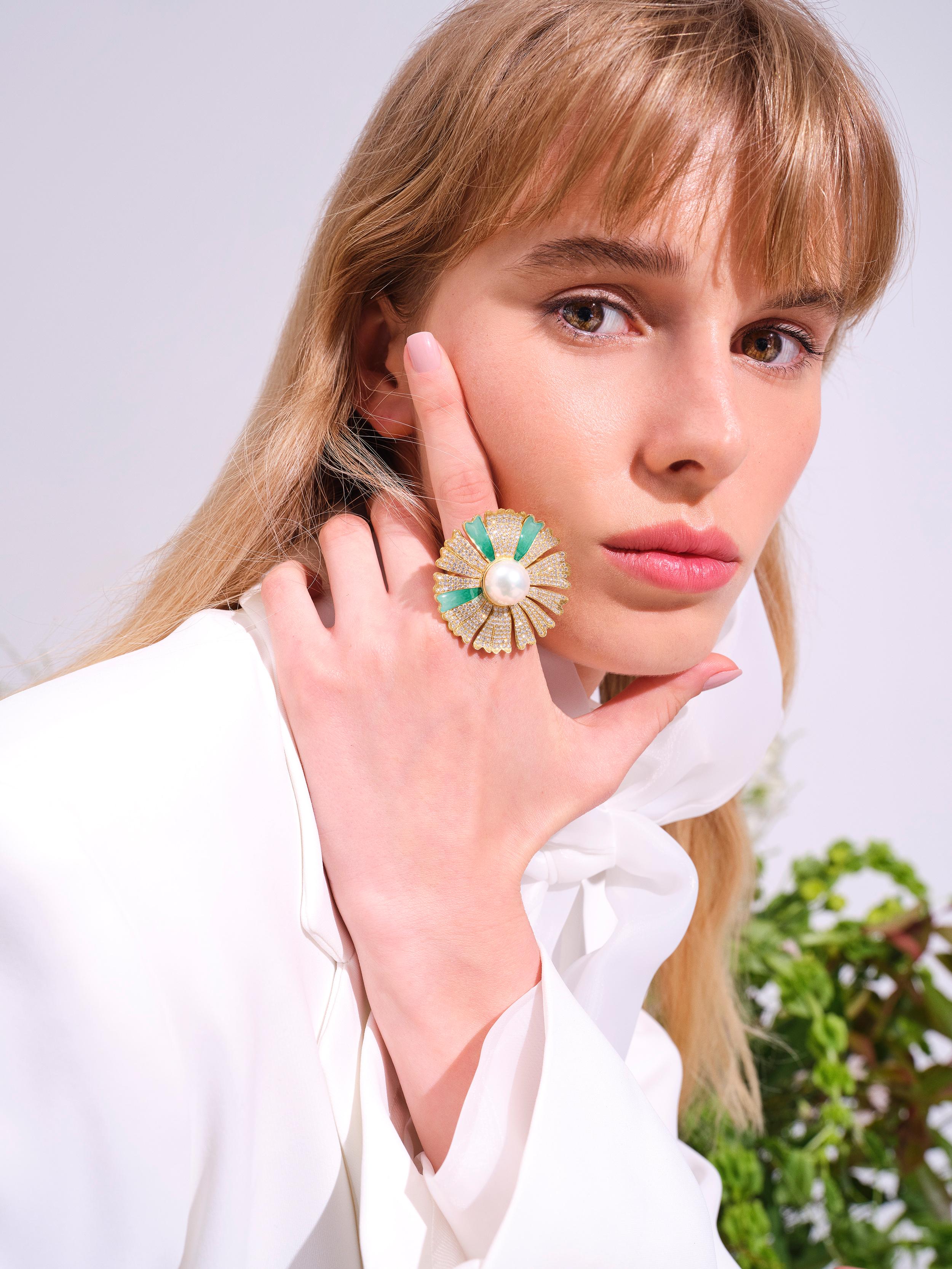 For Sale:  Basak Baykal Daisy 18ct Gold Diamond & Pearl Cocktail Ring 5