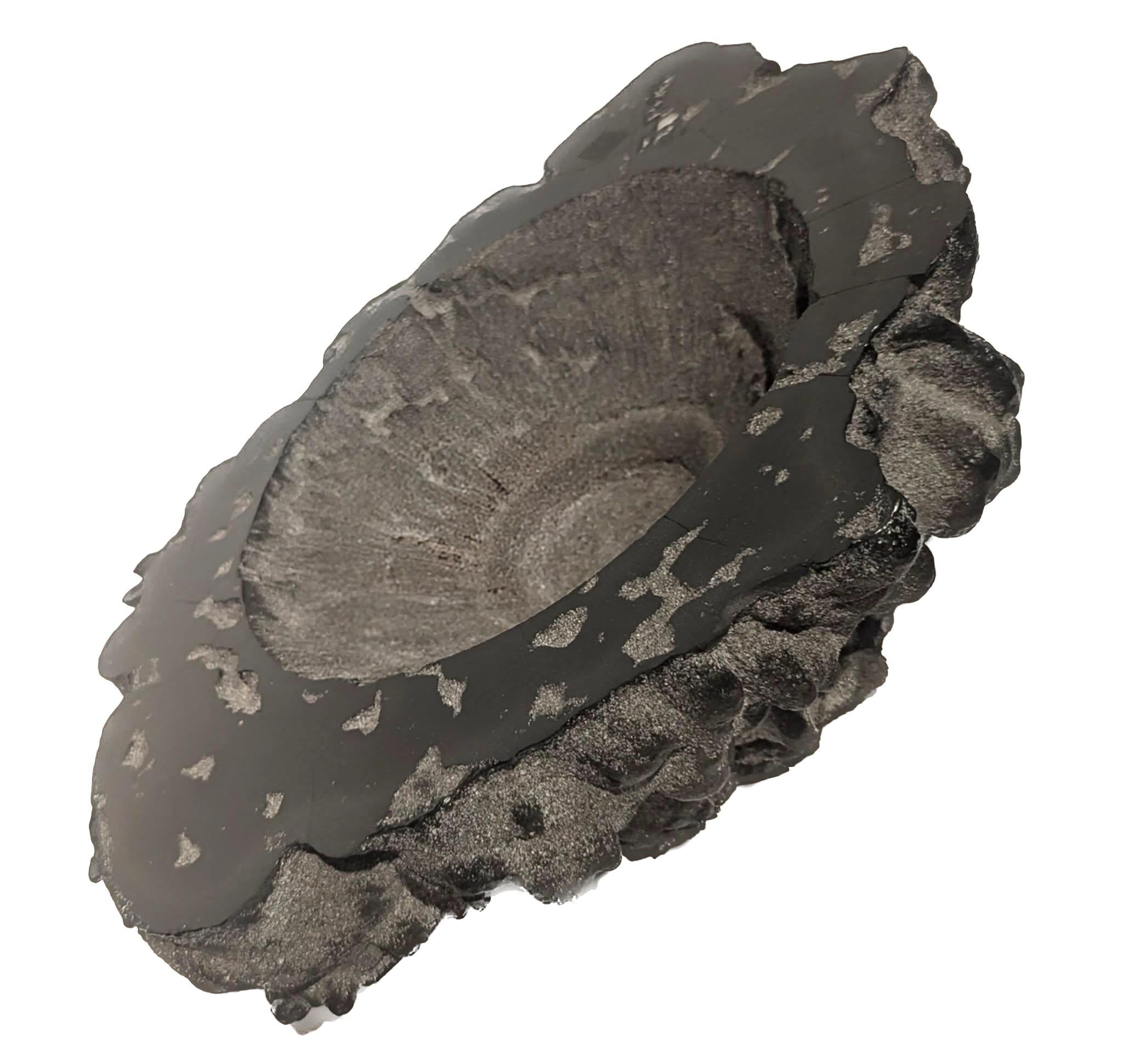 Bol en basalte et roche de lave en vente 1