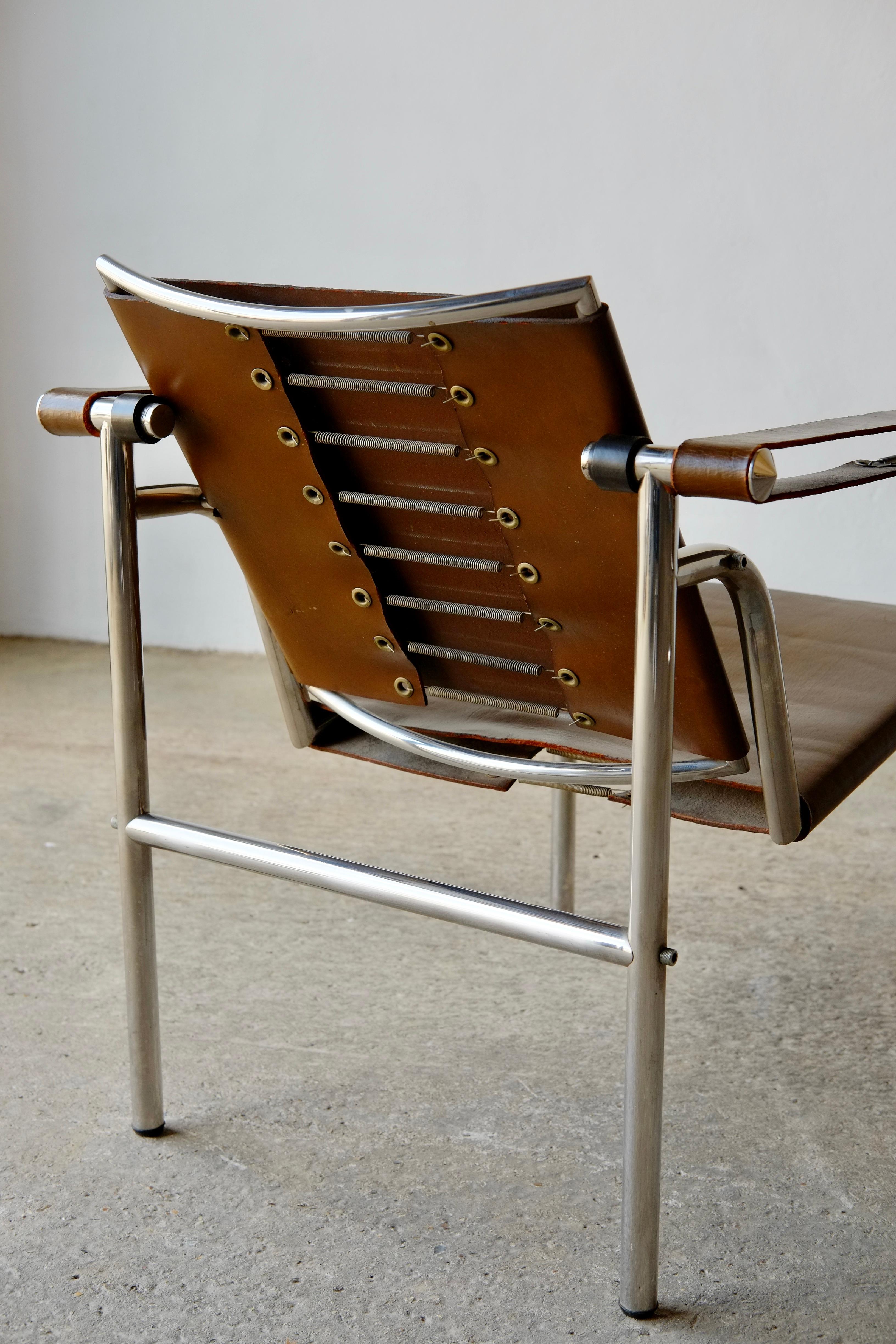 Basculant LC1 Chairs by Le Corbusier, B 301 Design 13