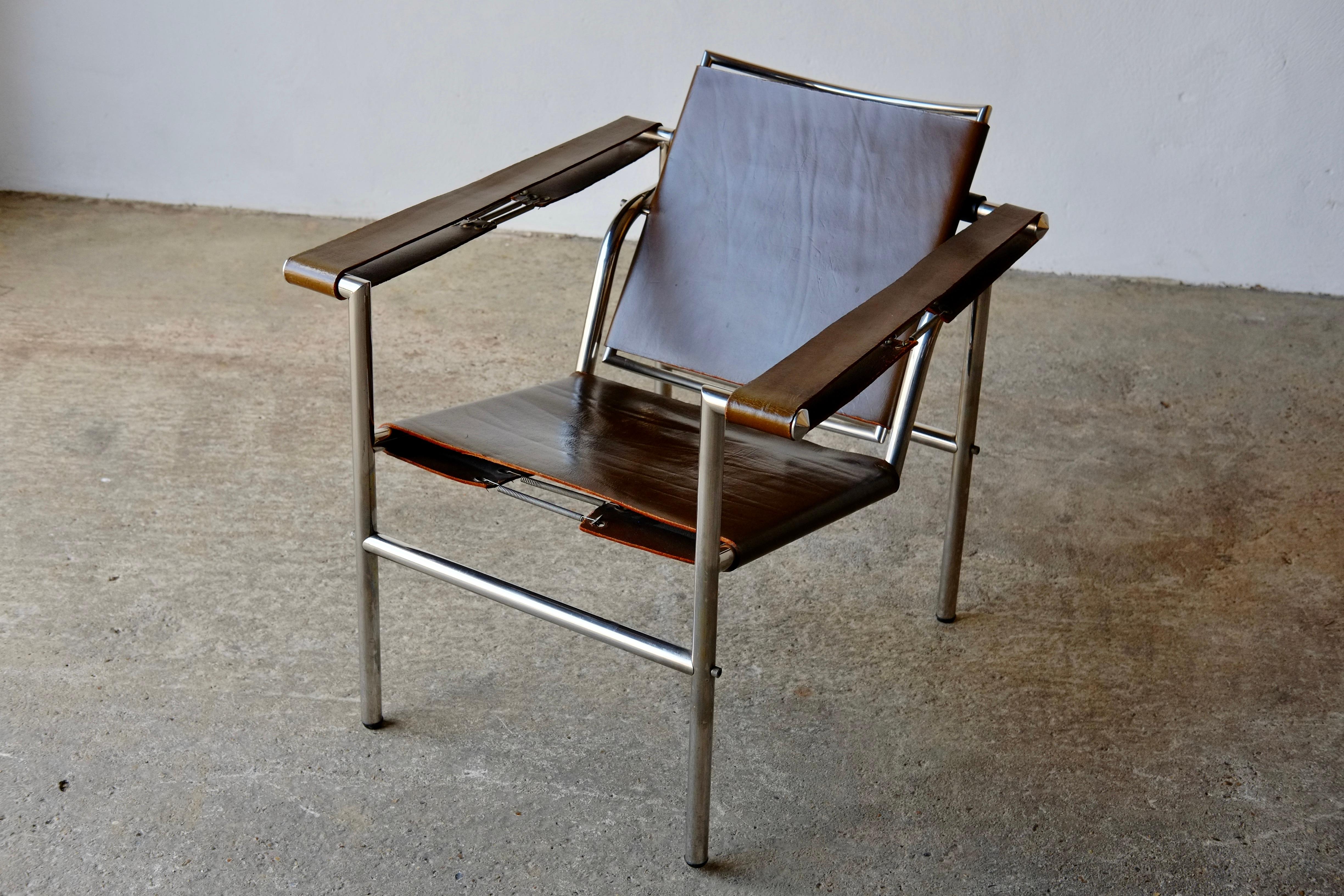 Basculant LC1 Chairs by Le Corbusier, B 301 Design In Good Condition In London, GB