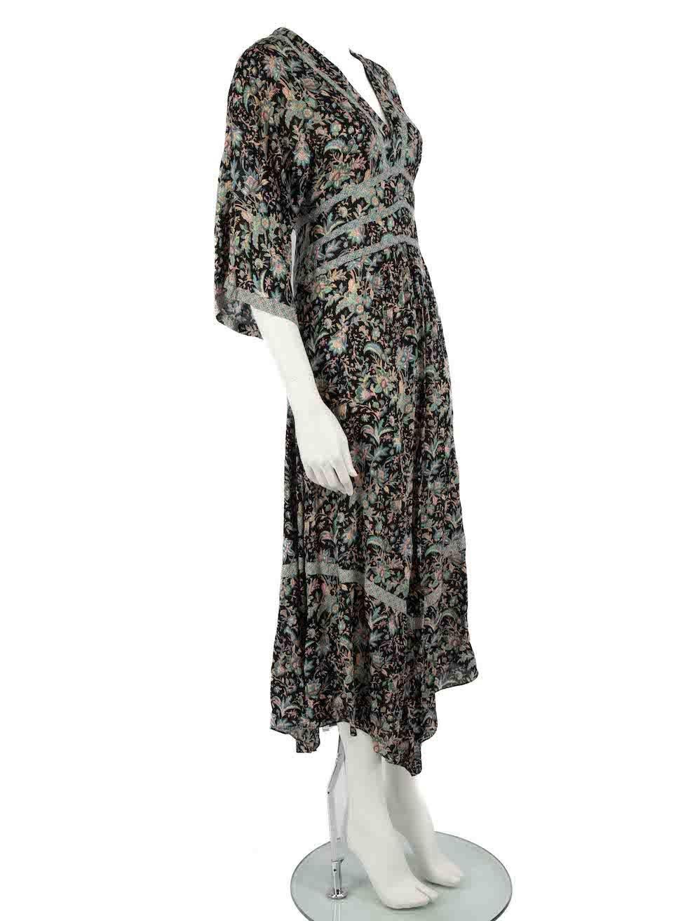 CONDITION is Never worn, with tags. No visible wear to dress is evident on this new ba&sh designer resale item.
 
 
 
 Details
 
 
 Multicolour
 
 Viscose
 
 Dress
 
 Floral pattern
 
 3/4 Length sleeves
 
 V-neck
 
 Midi
 
 Back tie fastening
 
