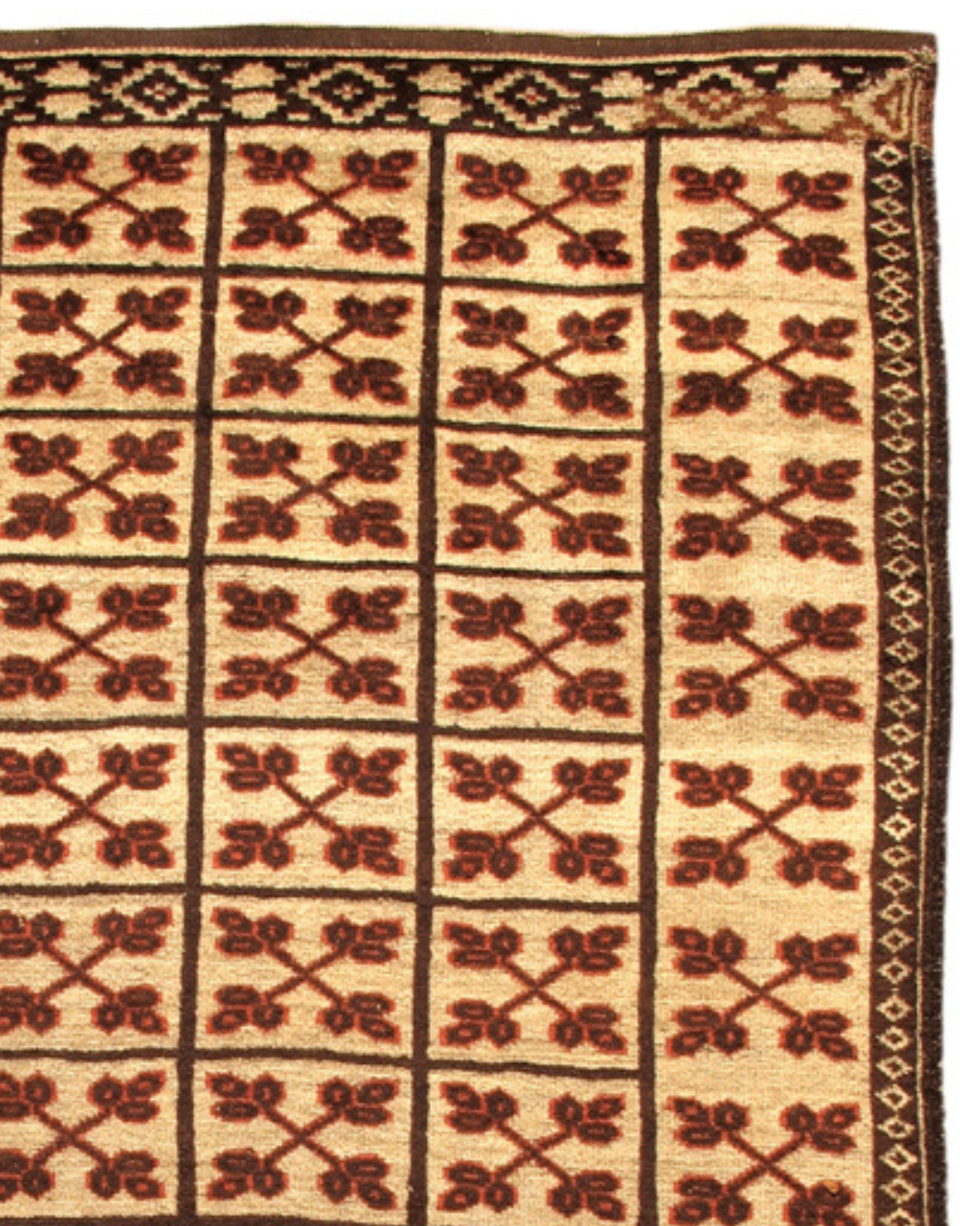 Antique Bashir Rug, Late 19th Century

Additional information:
Dimensions: 3'1