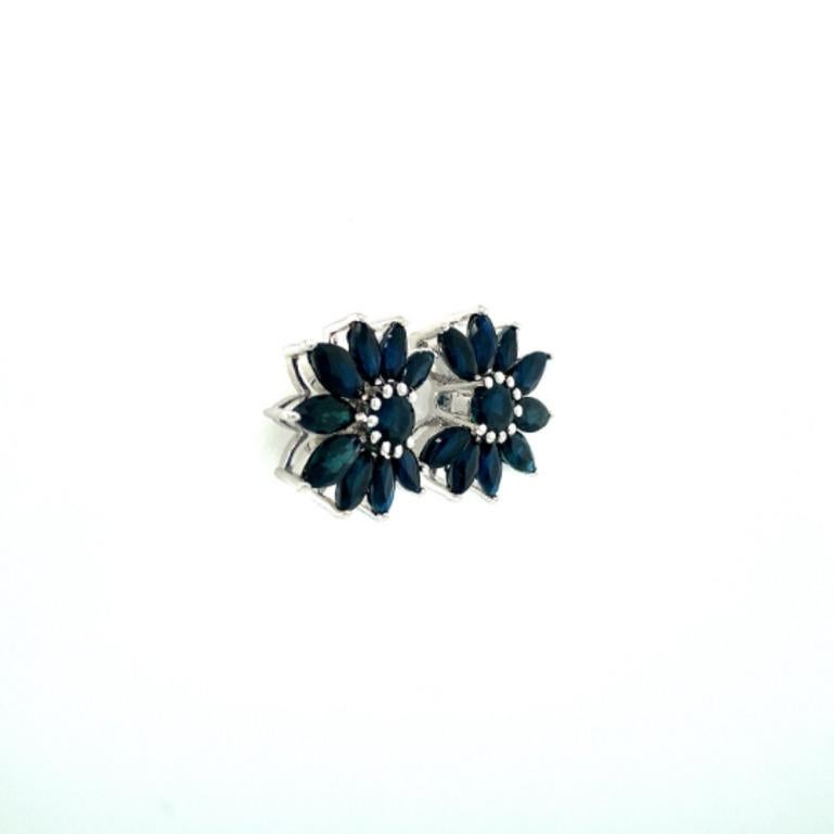 Contemporary Statement Blue Sapphire Flower 925 Sterling Silver Stud Earrings for Her For Sale