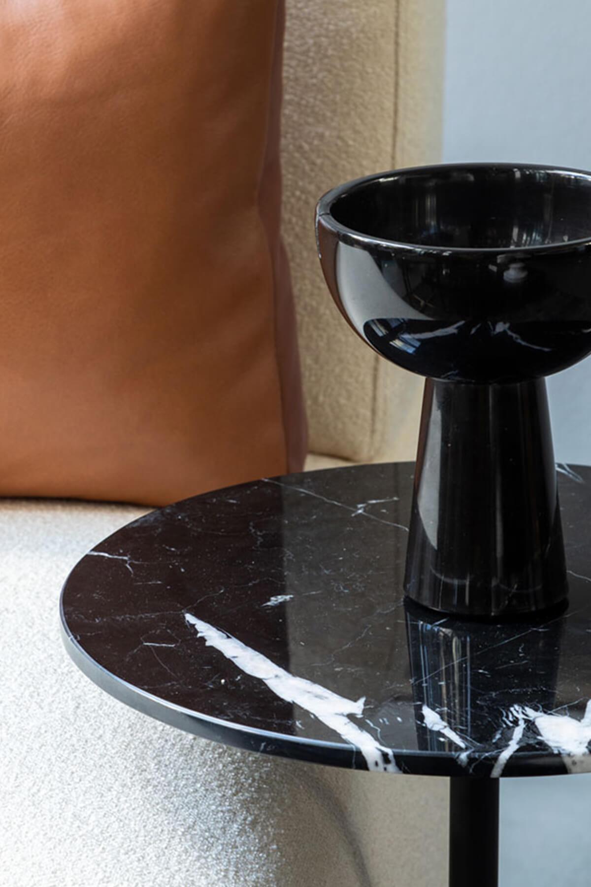 Modern Basic Black Metal & Alexander Black Marble Side Table (Small) For Sale