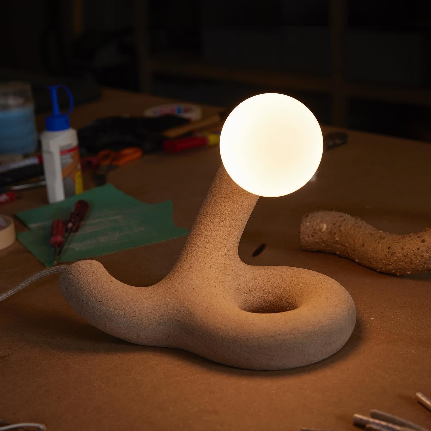 Lampada da parete scultorea in nylon Basic Knot 7 Sand di Hot Wire extension in vendita 2