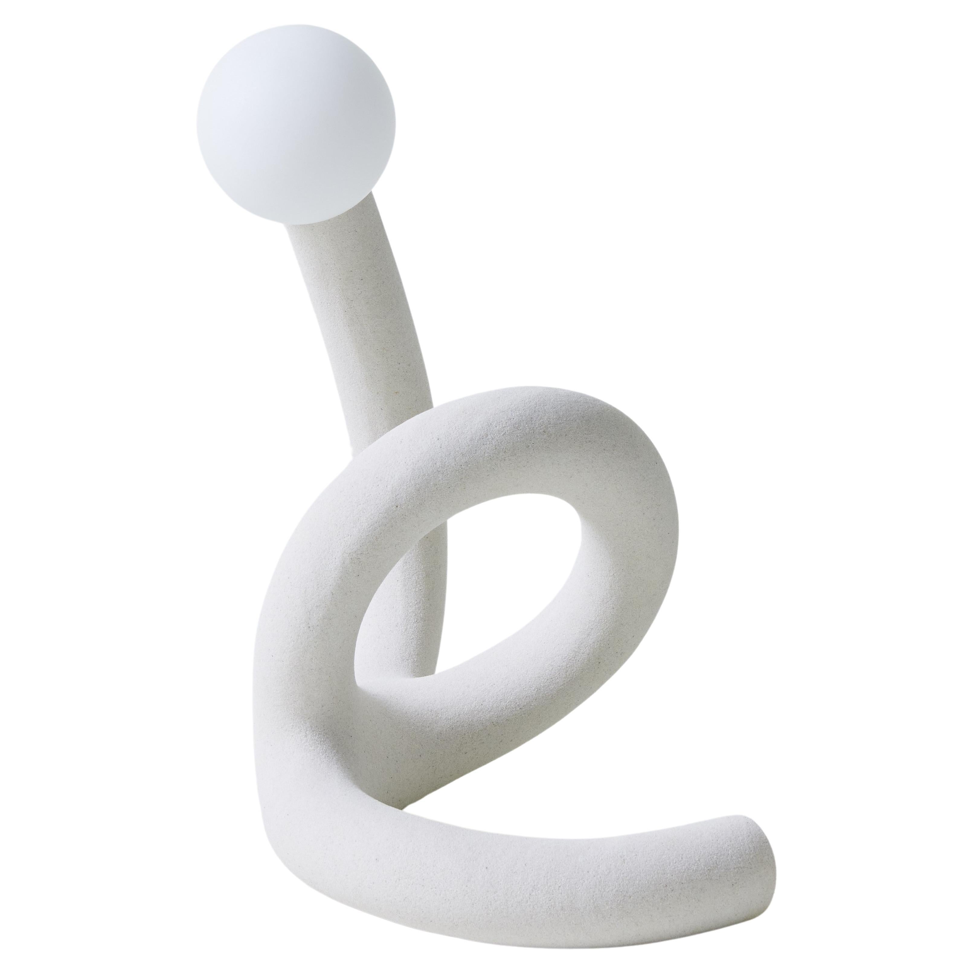 Lampada da tavolo in nylon e scultura Basic Knot 5 Sand di Hot Wire extension