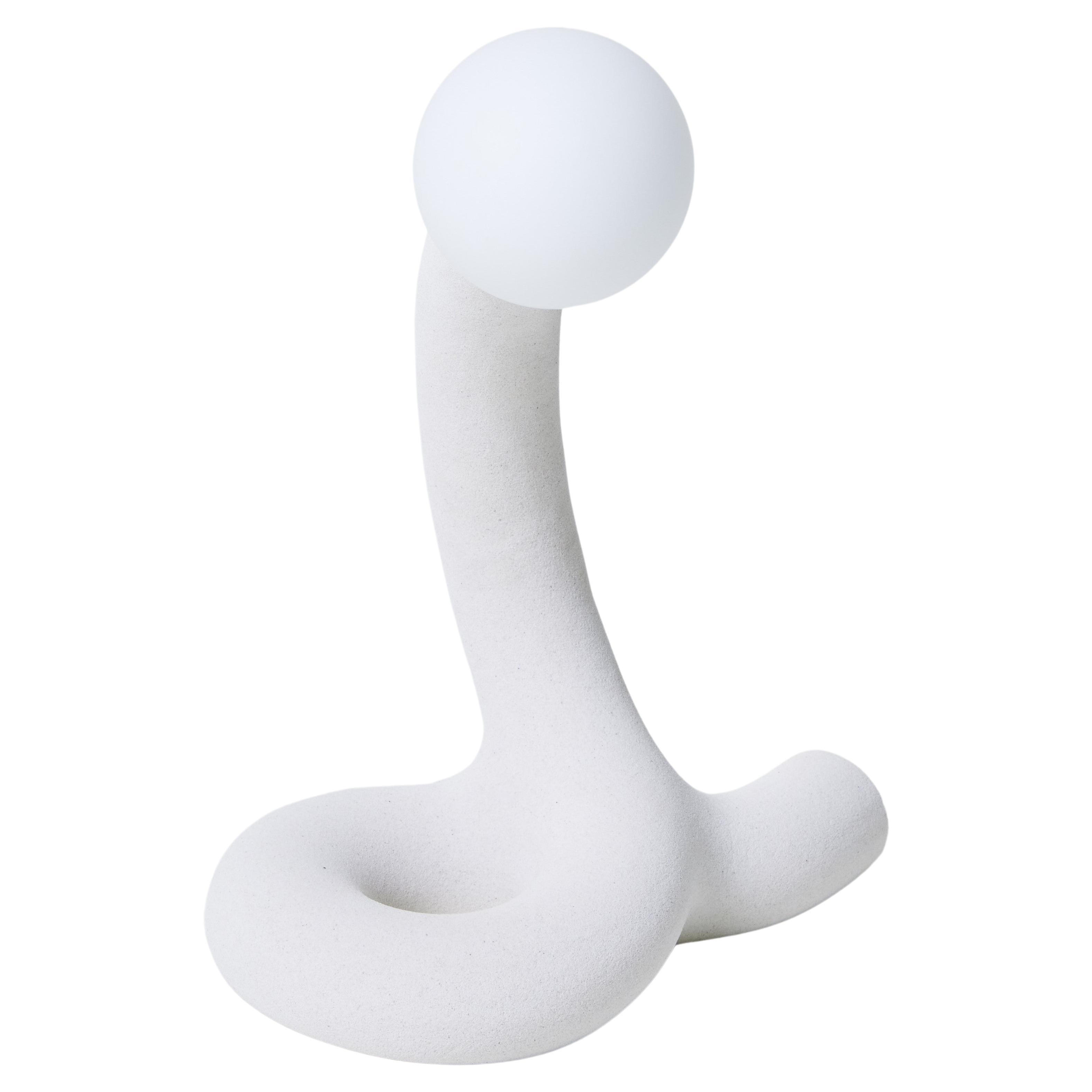 Lampada da tavolo scultorea e in nylon Basic Knot 6 Sand di Hot Wire Extensions