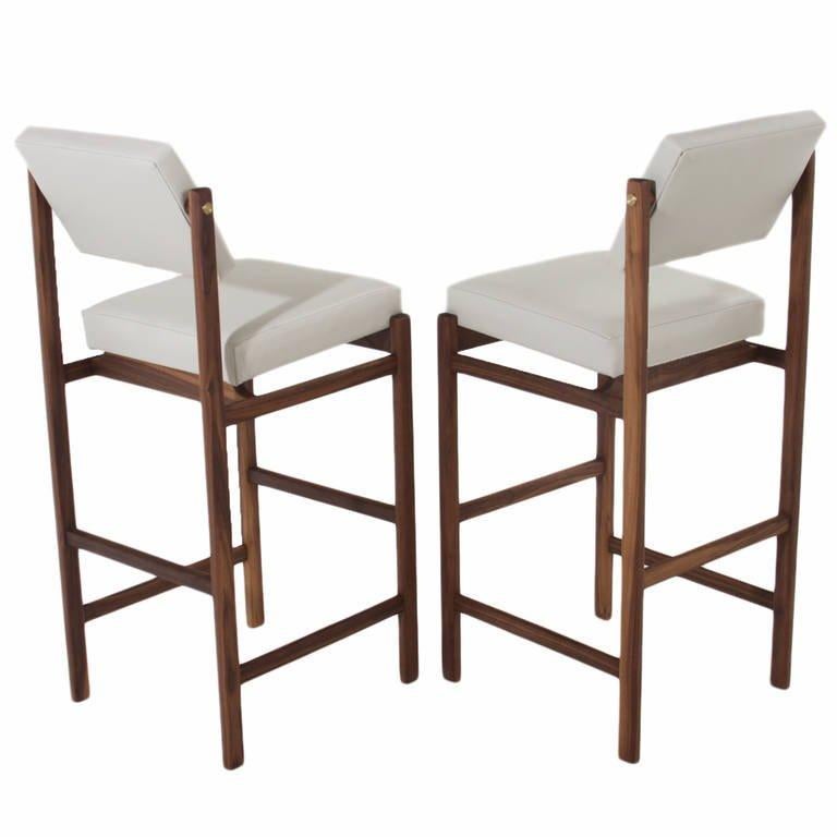 thomas hayes counter stools