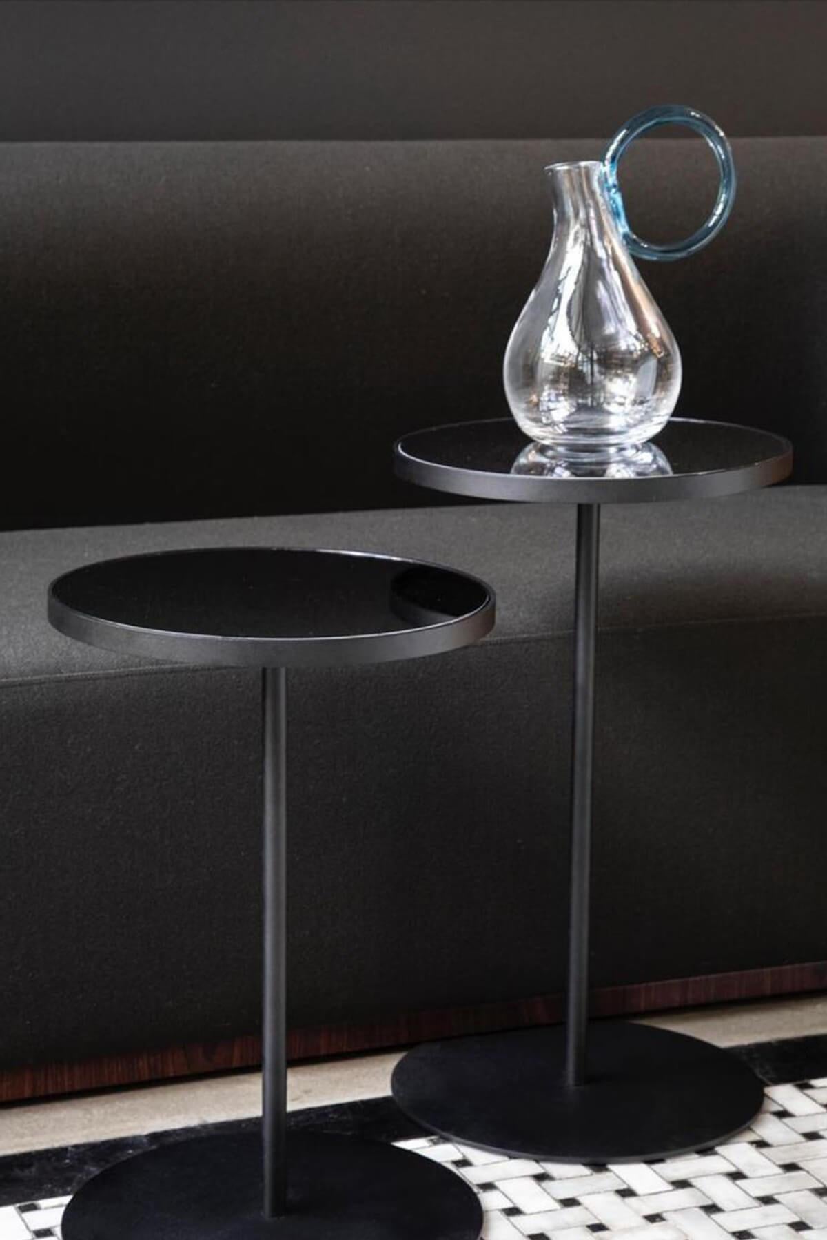 Modern Basic Self Side Table Medium For Sale