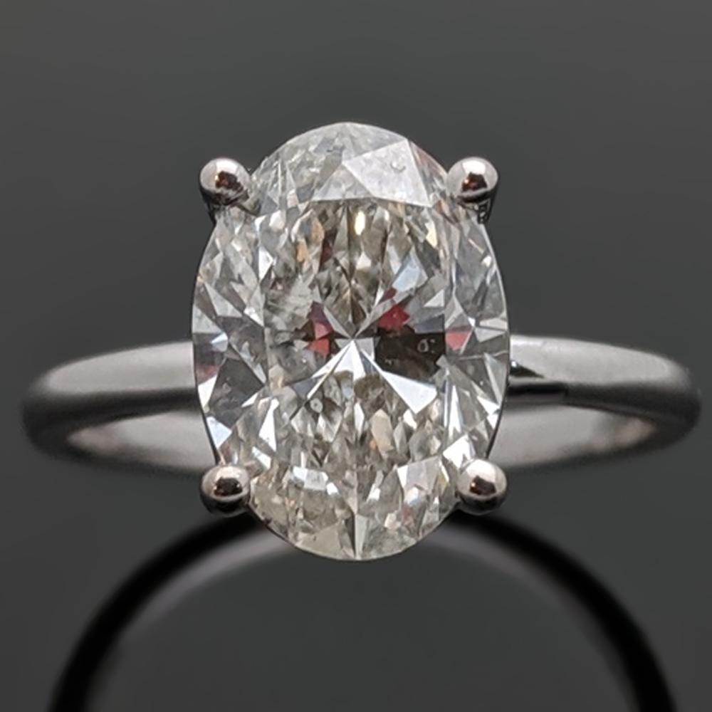 Platinum Oval Diamond Ring.

This item is a custom order only. 
Price for the ring set only. The stones will be priced separately. This item is a custom order, the completion of the item will take about 10 - 20 days. You can use your own center