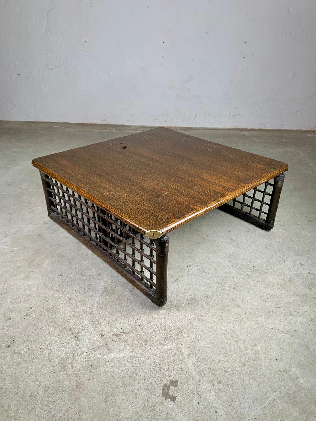 Mid-Century Modern Basilian coffee table design by Tobia Scarpa for by B&B Italia, Italia, 1970s en vente