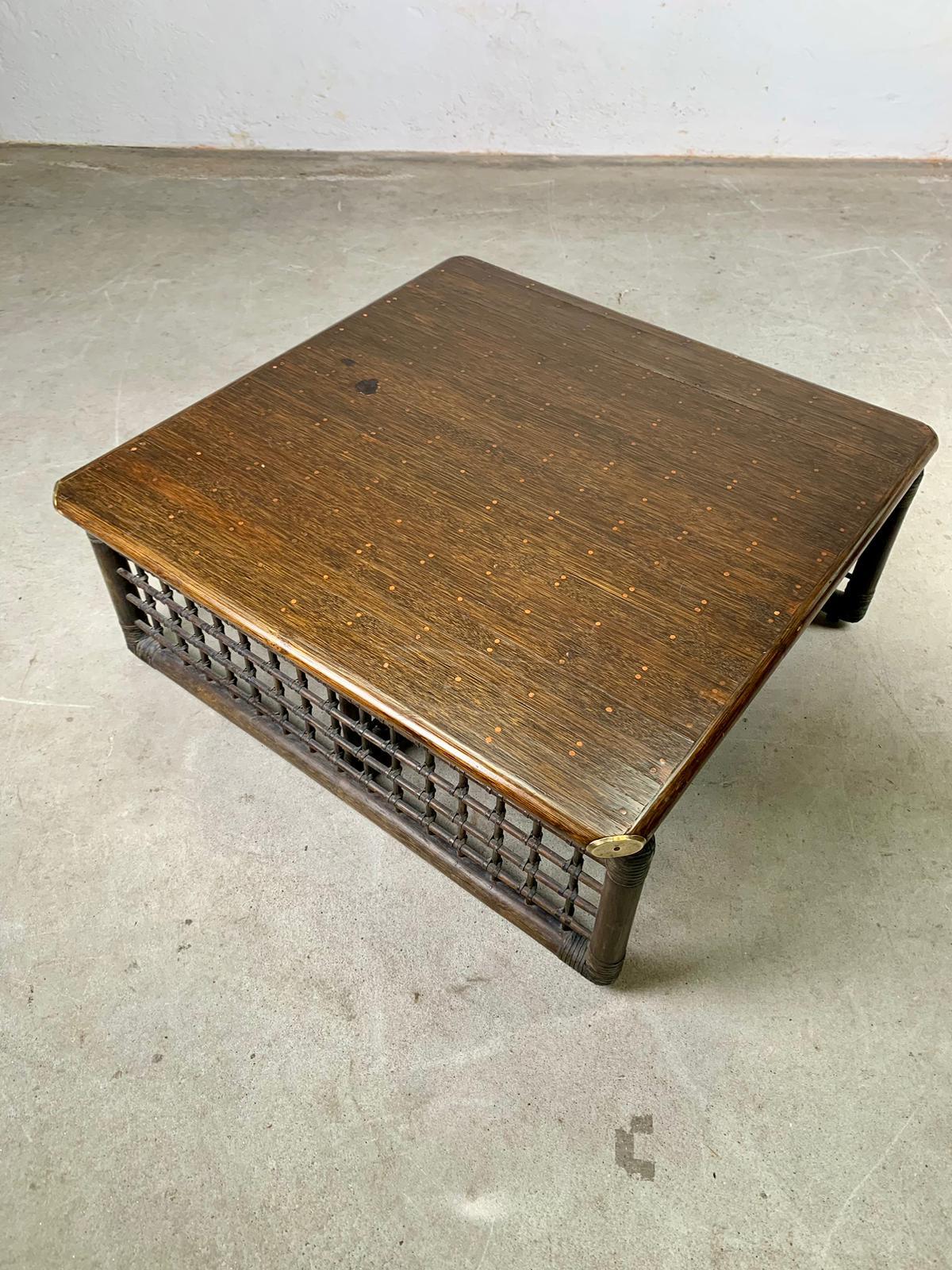 Italian Basilian coffee table design by Tobia Scarpa for by B&B Italia, Italia, 1970s en vente
