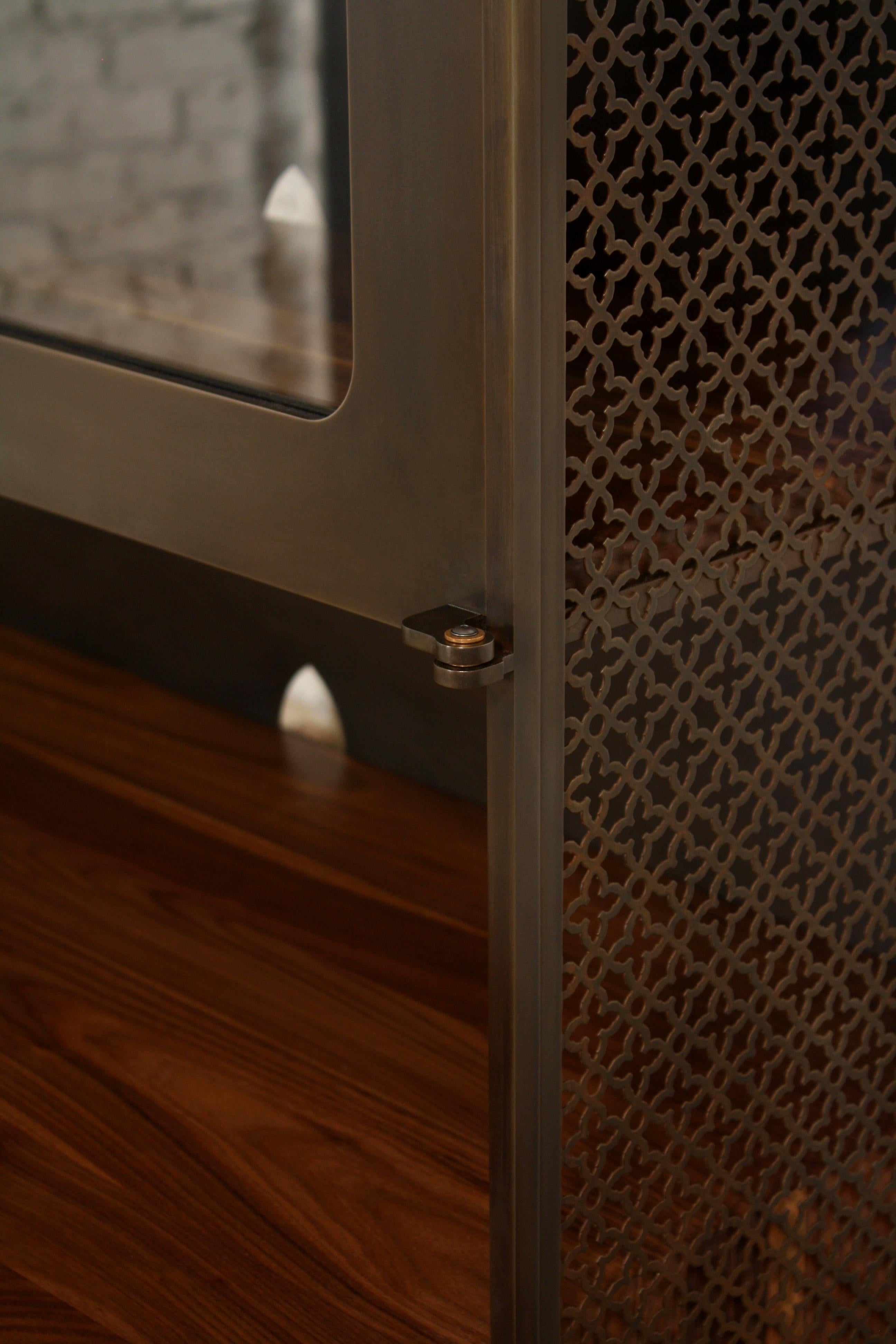 Hutch Basilica de Laylo Studio Neuf - En vente à Geneve, CH