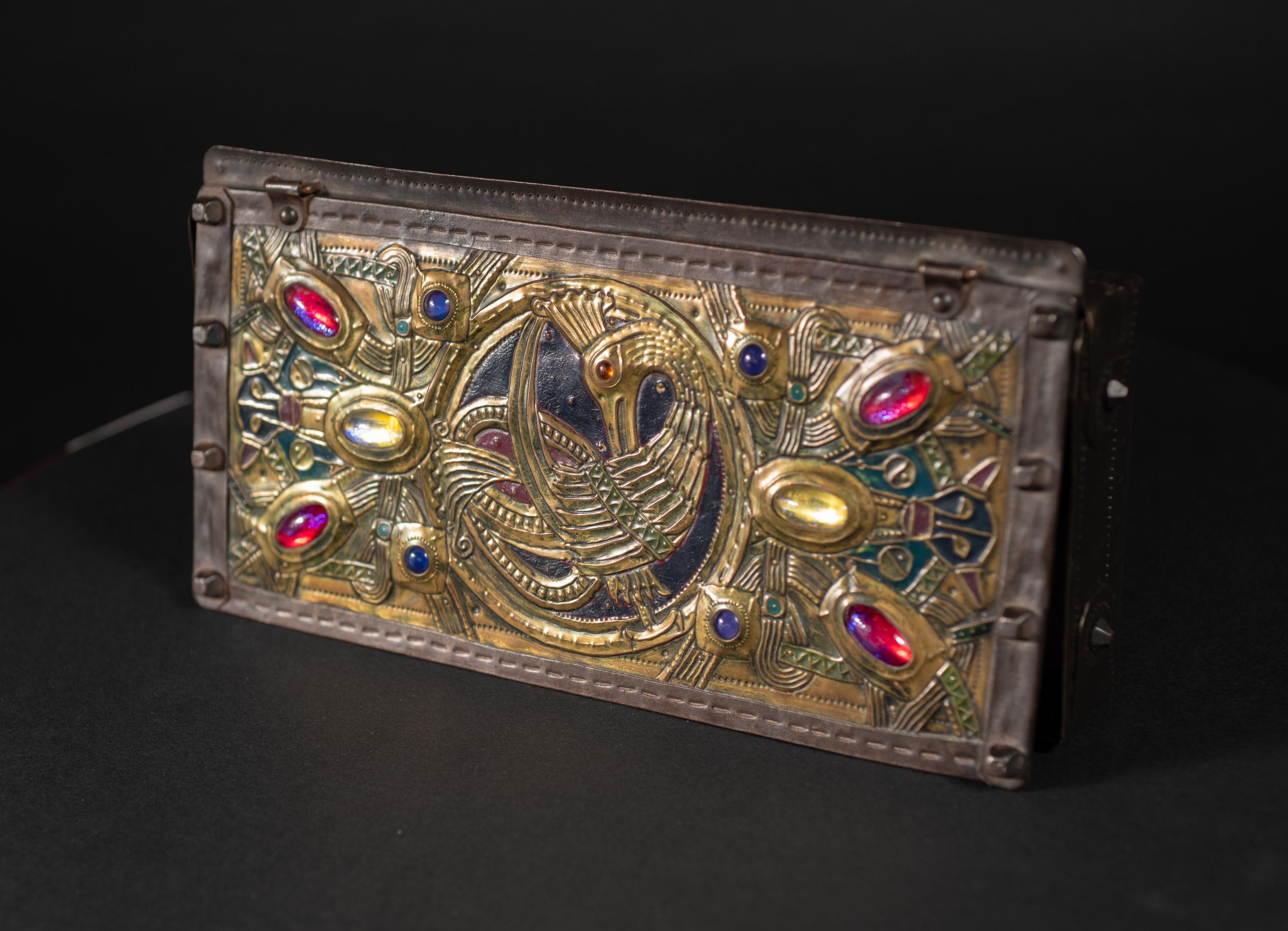 Boîte Art Nouveau Basilic Repoussé par Alfred Daguet Bon état - En vente à Chicago, US
