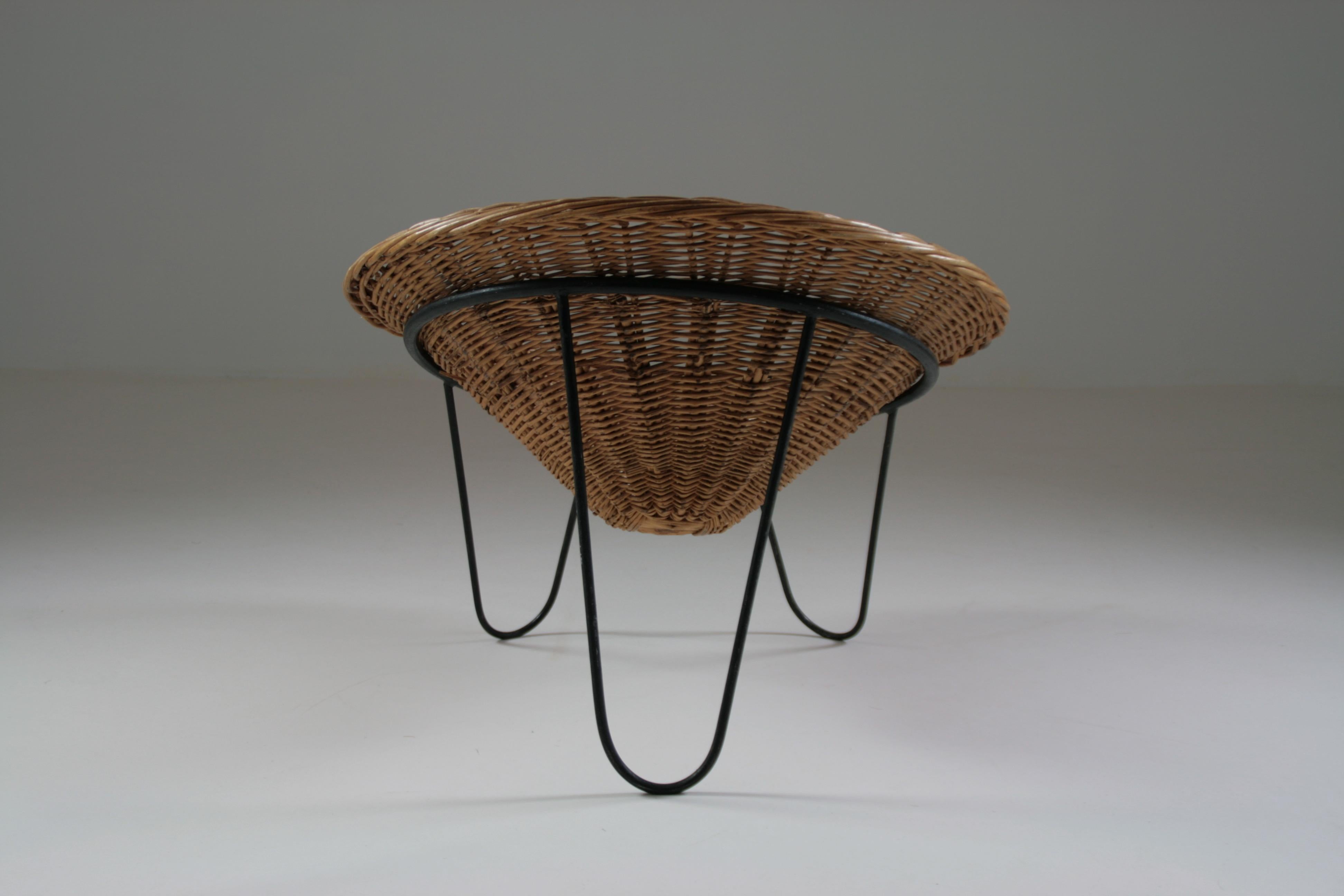 Basket Chair in Wicker and Tripod Metal Legs, 1950s 2