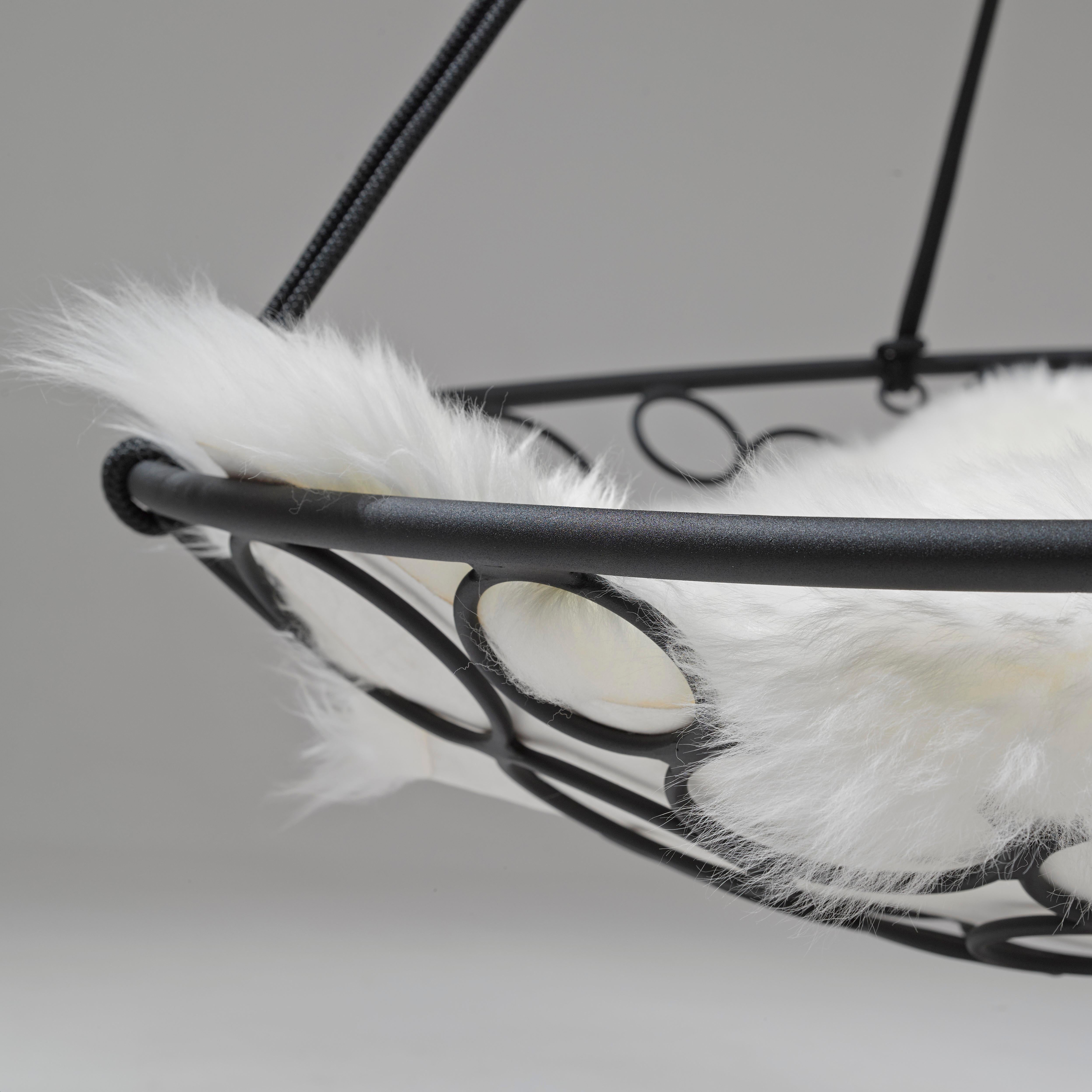 XXIe siècle et contemporain Panier Balançoire Chaise moderne en acier Brindille en/Extérieur Blanc en vente