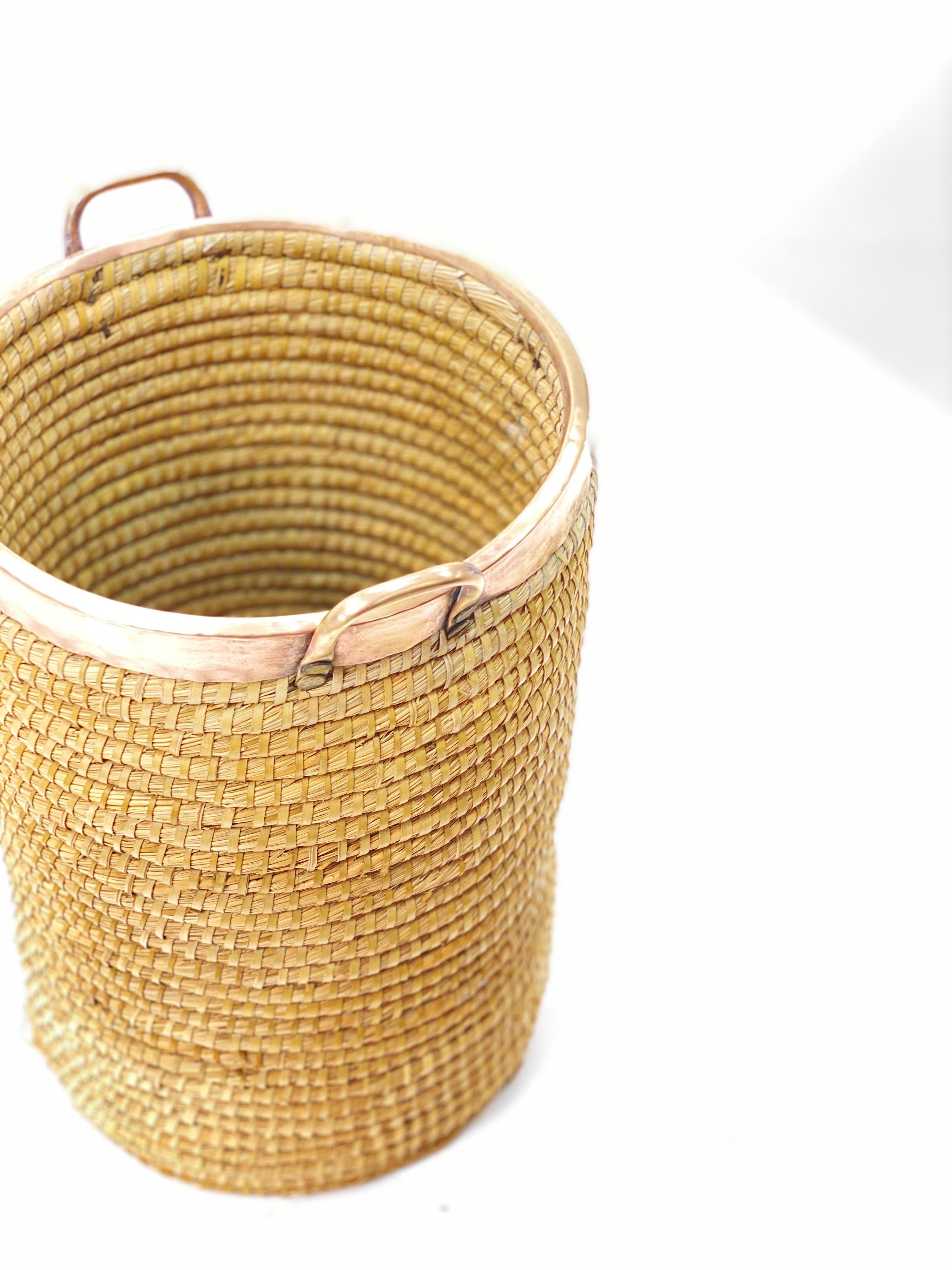  Basket in Rattan, Cooper and Brass, Italy, 1970 For Sale 1