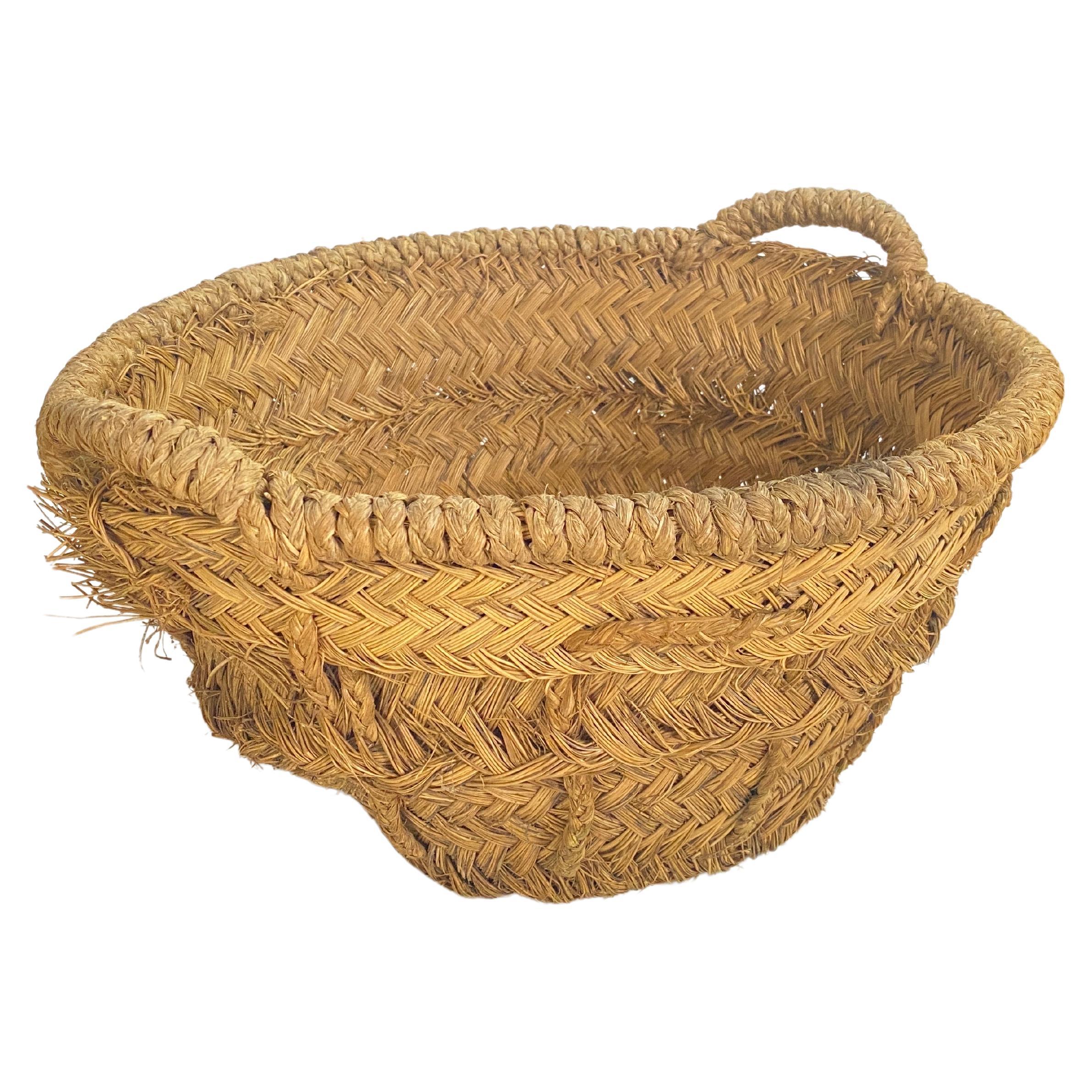 Italian  Basket in Rattan Rond Form Italy, Brown Color 1970 For Sale