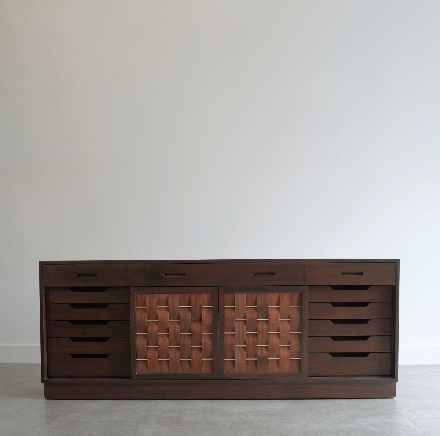American Basket Weave Credenza by Edward Wormley in Mahogany, C. 1960s For Sale