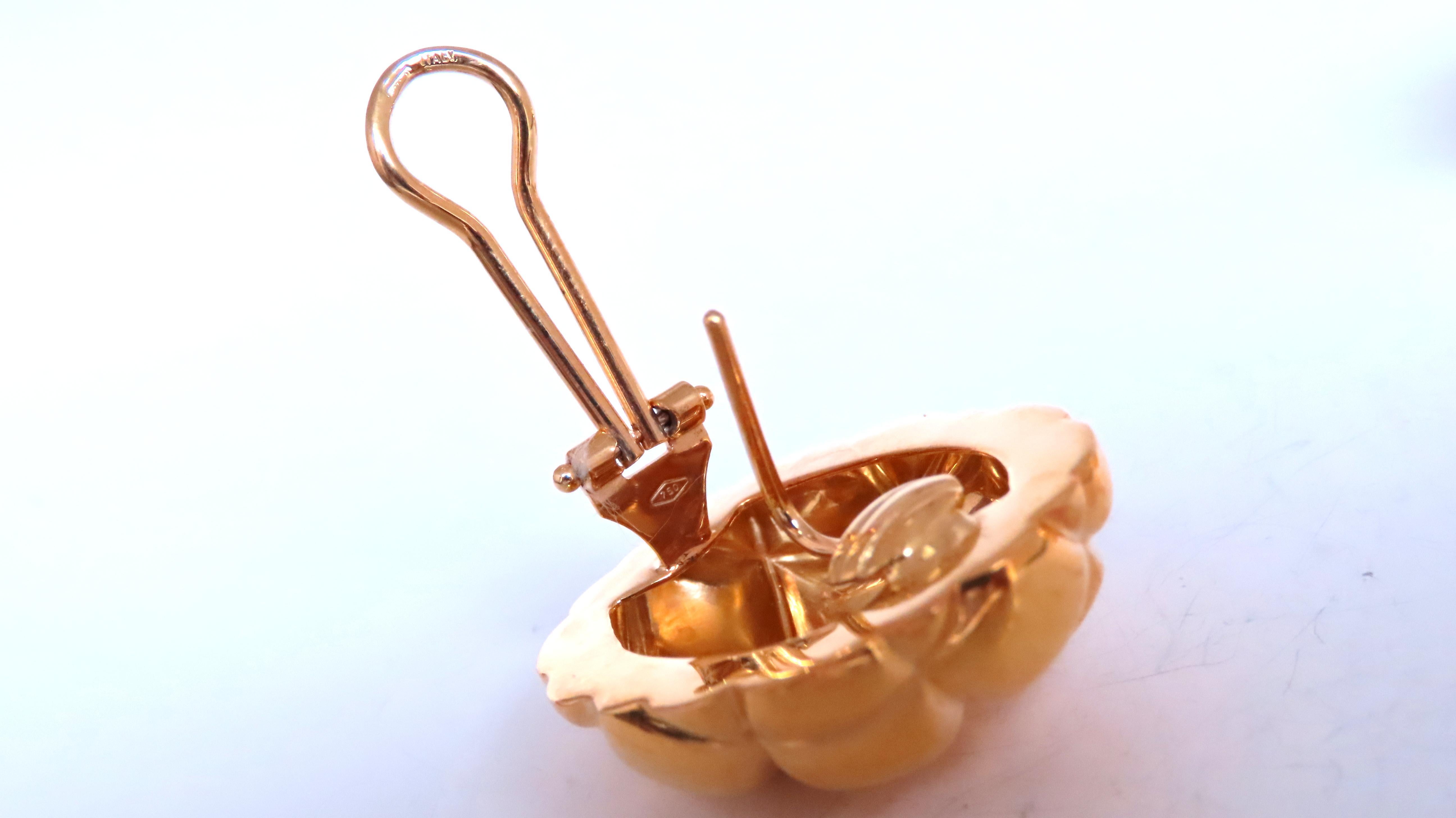 Pendientes de clip Omega en forma de cruz en tejido de cesto Tejido alargado Oro de 18 kt 12582 Contemporáneo en venta