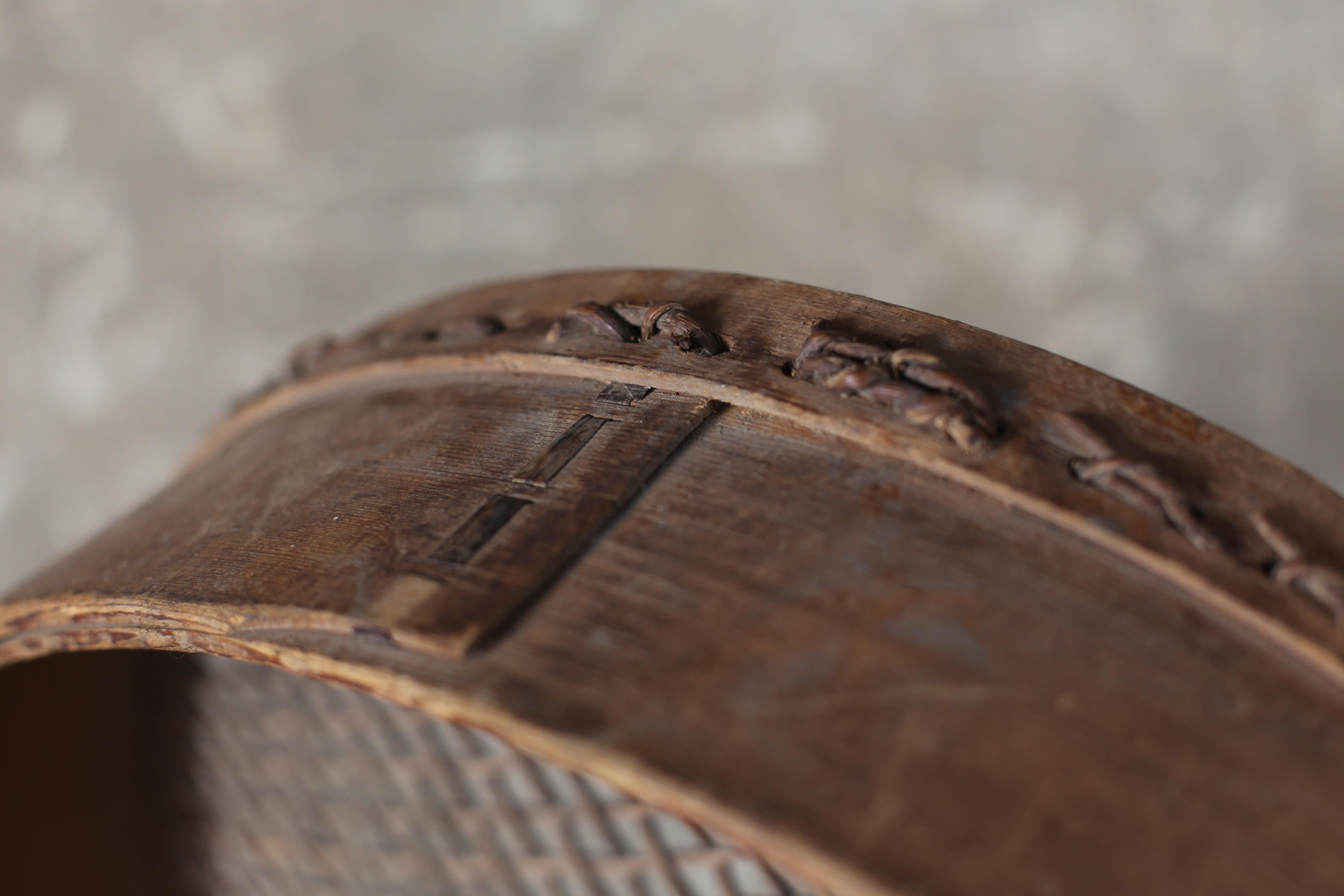 Meiji Basket Woven from Japanese Bamboo / Wabi-Sabi Bamboo Object For Sale