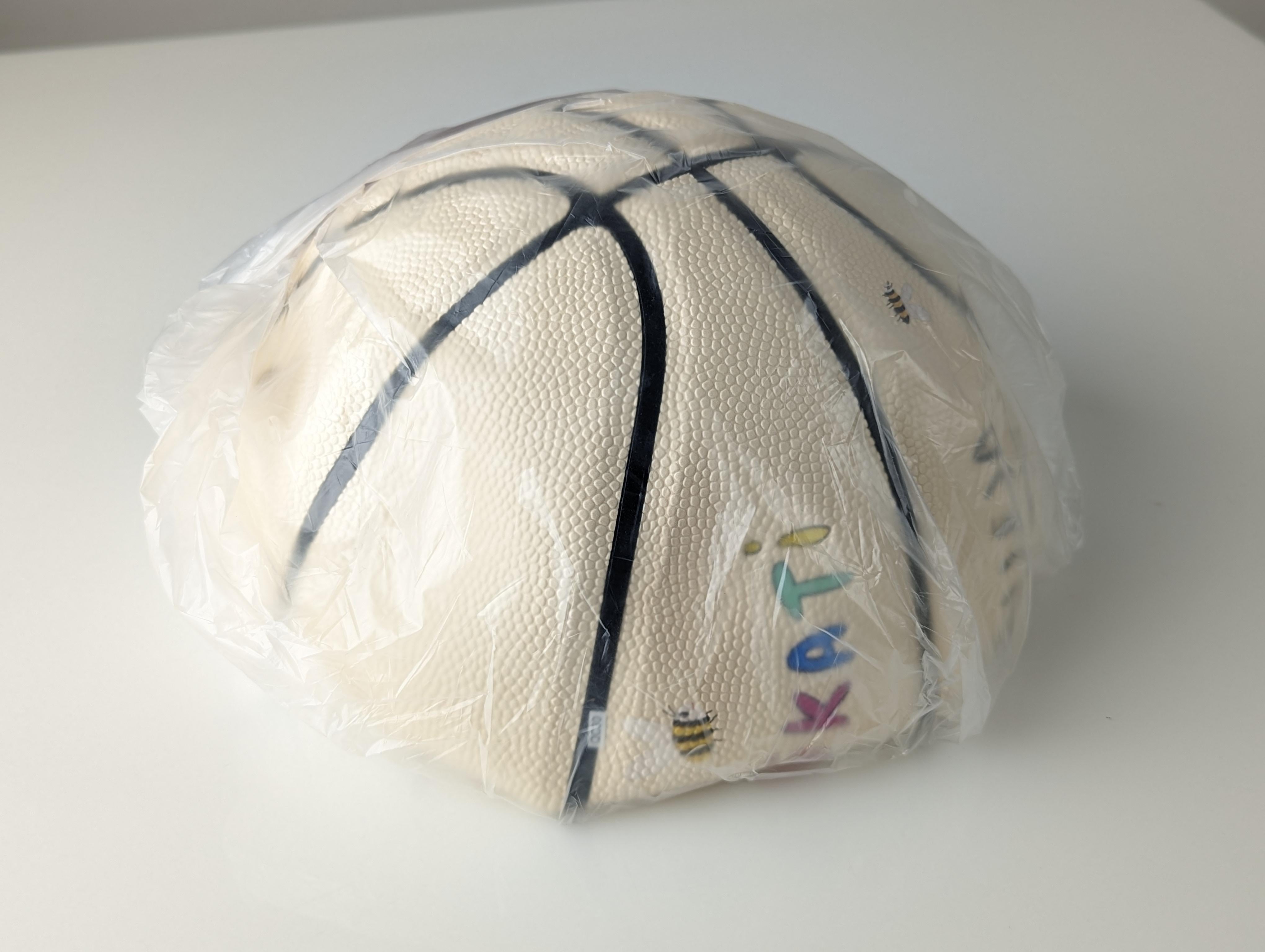 Basketball-Kunstball von Javier Calleja x Mira Mikati Limitierte Auflage Malaga 2023 im Angebot 3