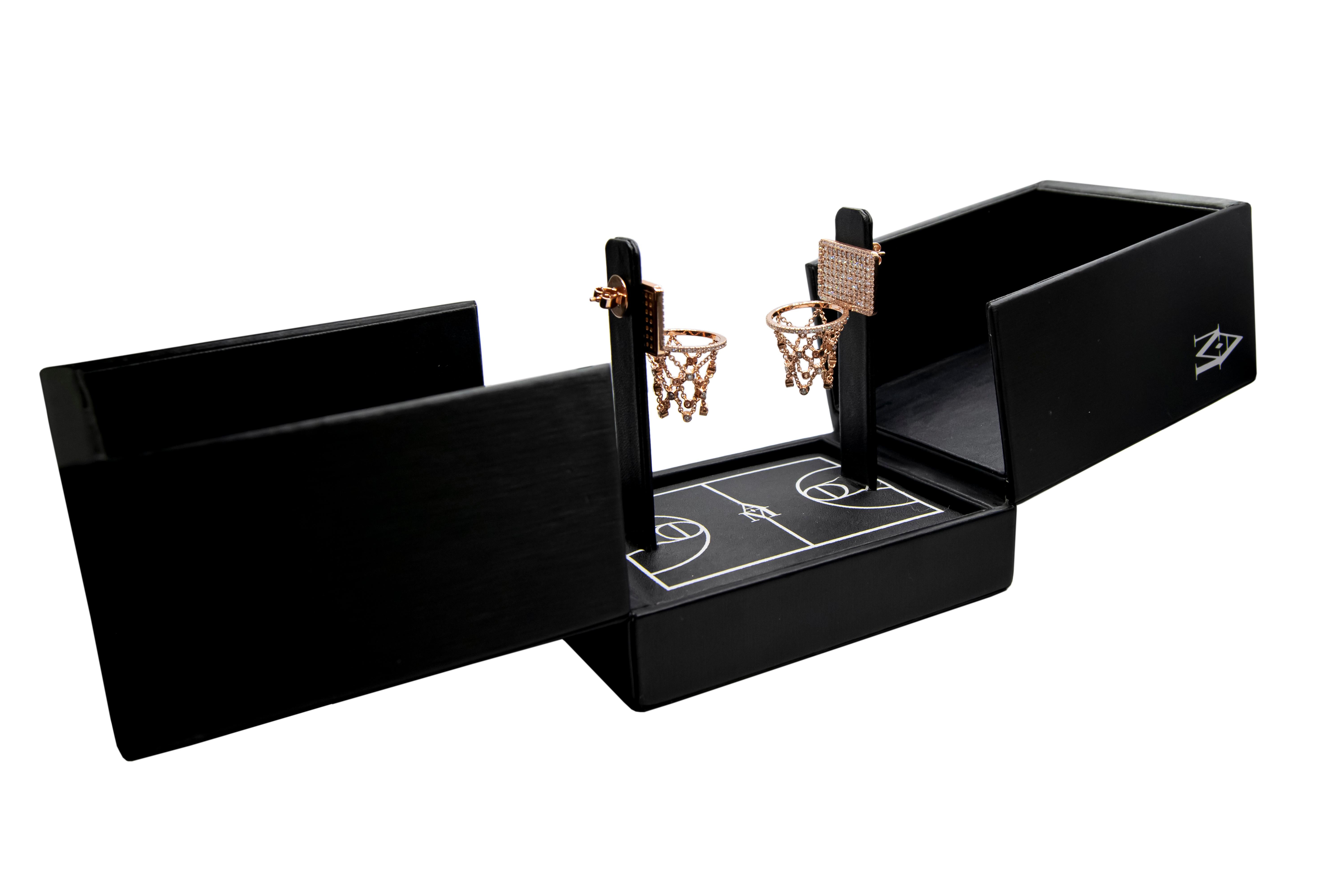 Contemporaneo Basketball Hoop Full Diamond Backboard Earrings in vendita