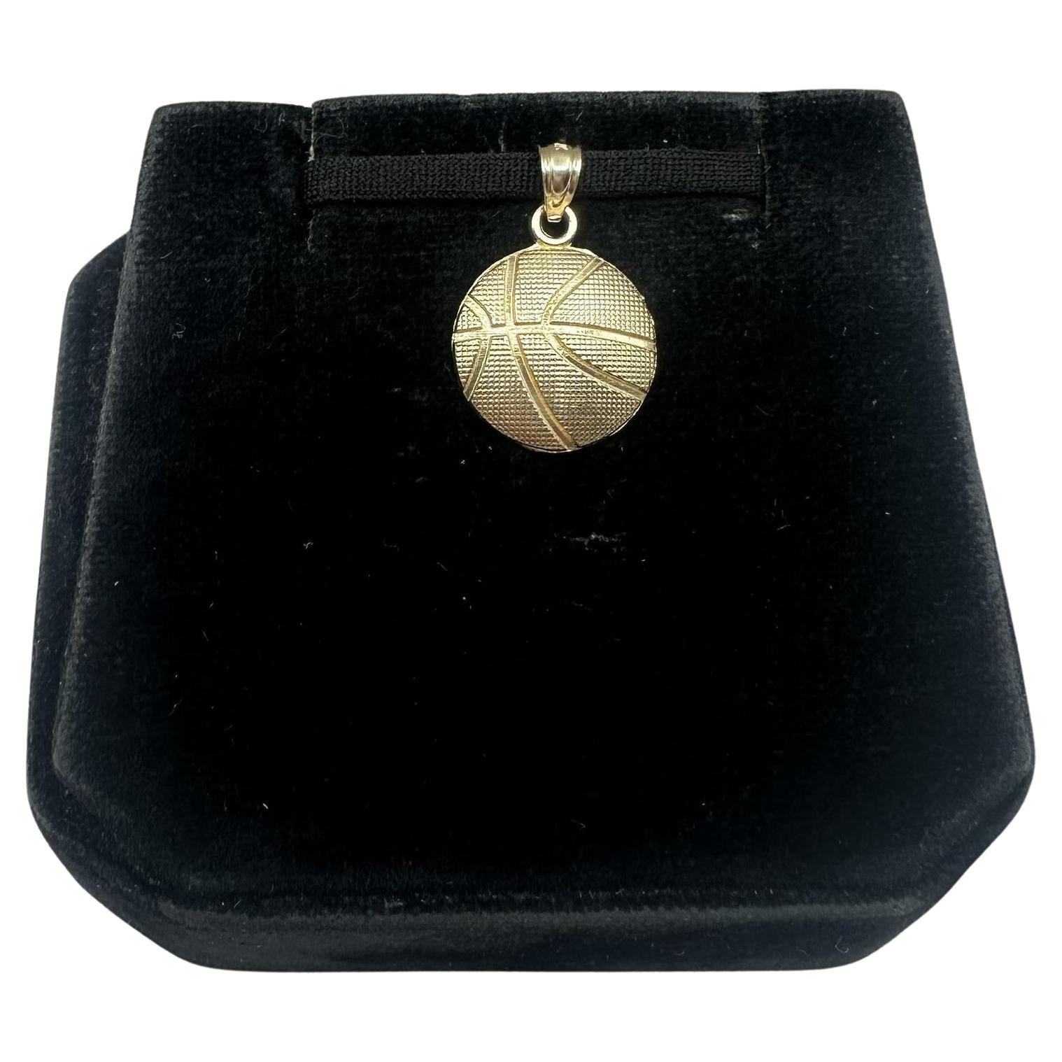Colgante de baloncesto en oro amarillo de 14 quilates - 1,04 g, se ajusta a una cadena pequeña, estado nuevo