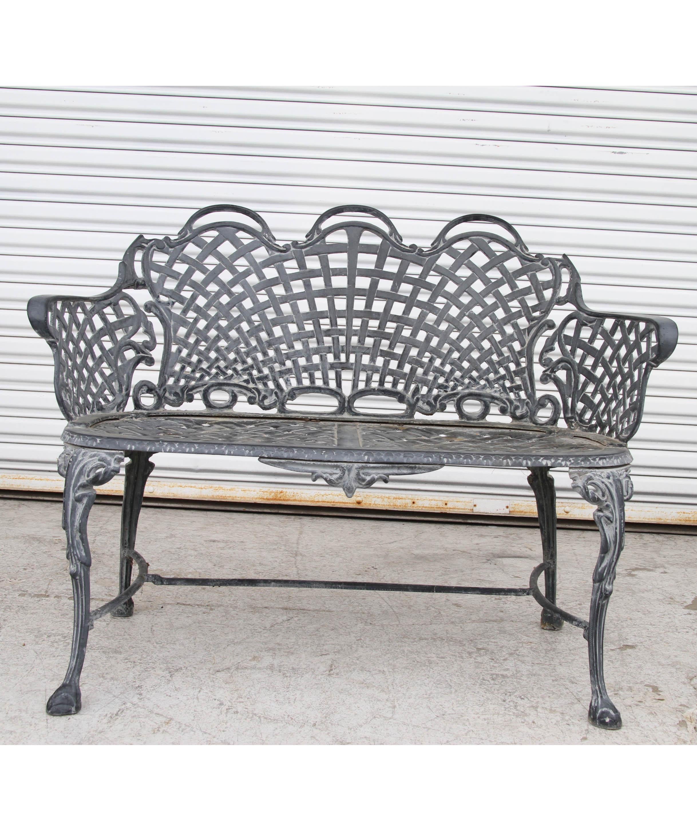 Basketweave cast aluminum triple arch settee

This basket weave triple arch bench is a striking addition to home, patio, terrace or that secret nook in the garden. American made in Cast Aluminum and painted by hand. 

Measures: 32