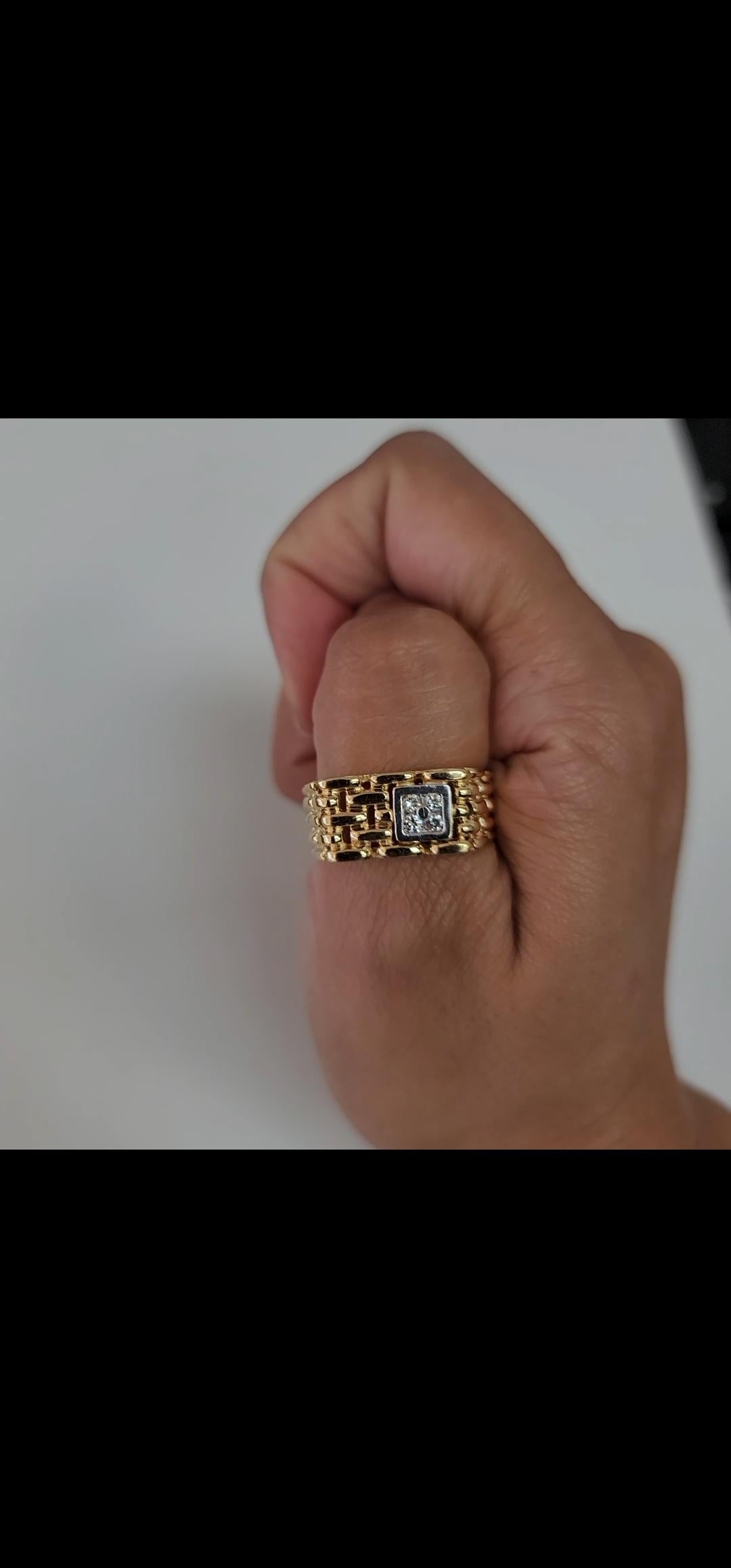Basketweave Diamond Cluster Ring .20cttw 14k Yellow Gold In New Condition For Sale In Sugar Land, TX