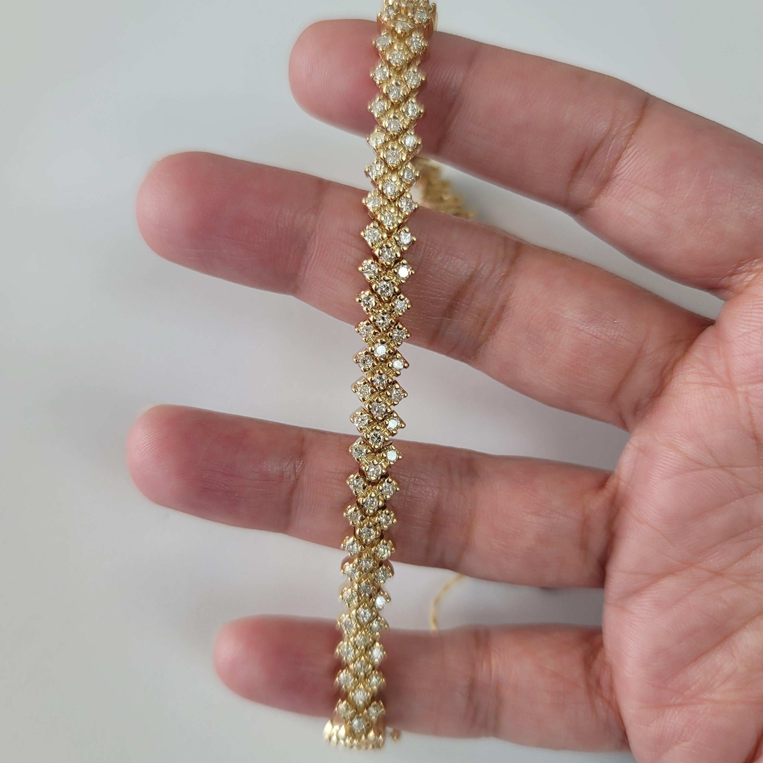 Korbgeflecht-Diamant-Tennisarmband 4,25cttw 14k Gelbgold (Rundschliff) im Angebot