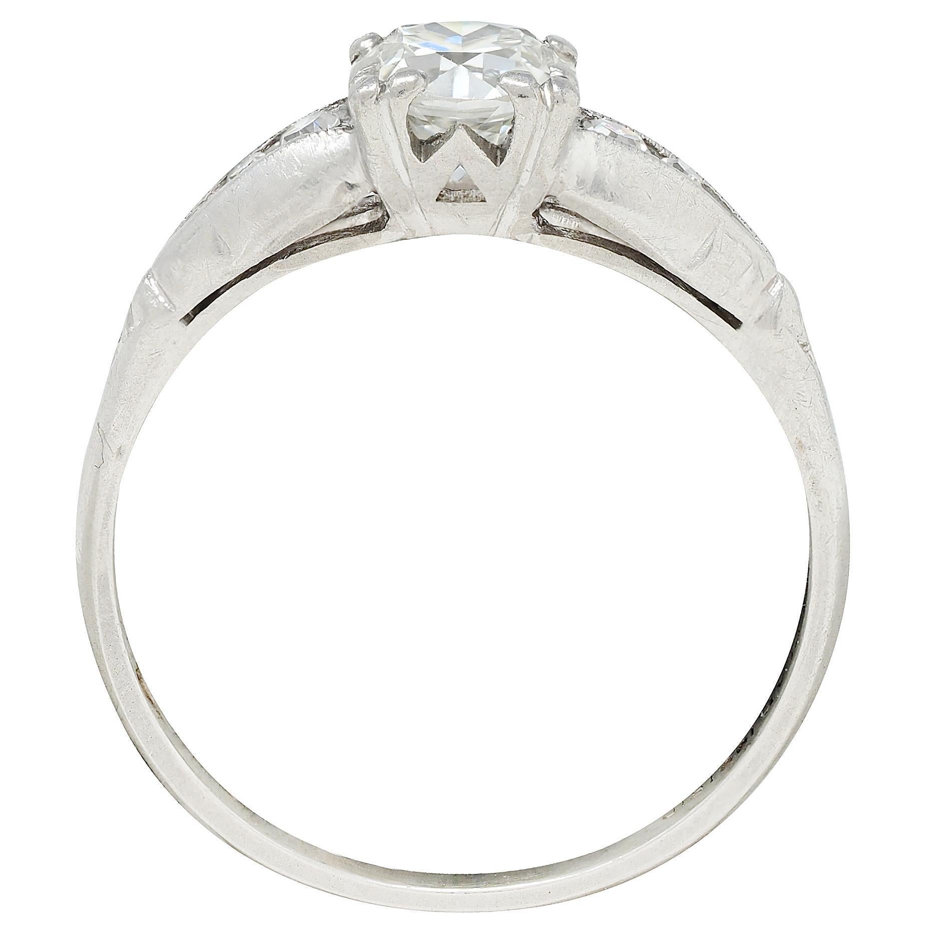 Baskin Bros. Anello di fidanzamento vintage in platino con diamante dal taglio europeo retrò In condizioni ottime in vendita a Philadelphia, PA