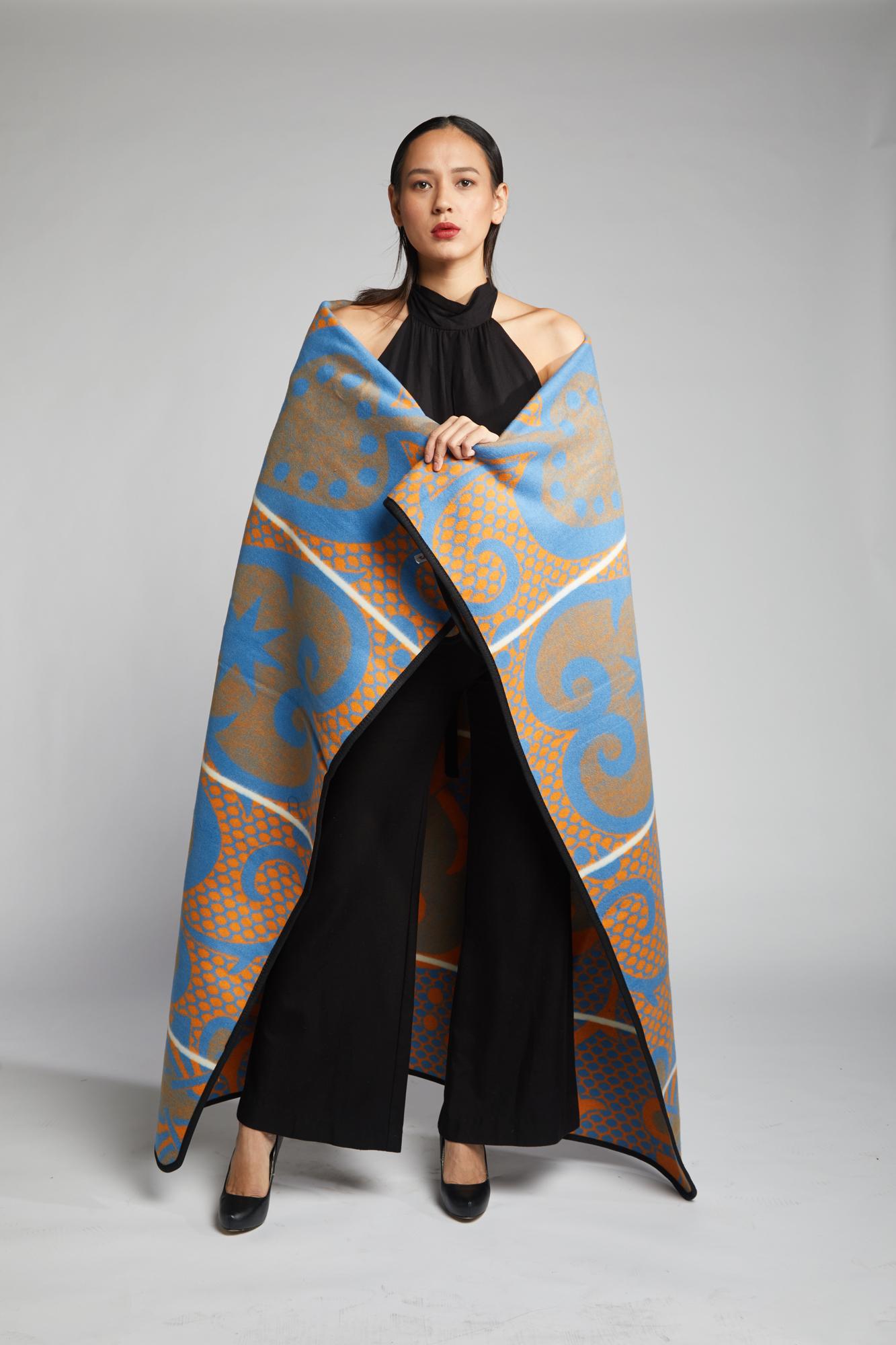 Sud-africain Écharpe Basotho Heritage - Espade azur en vente