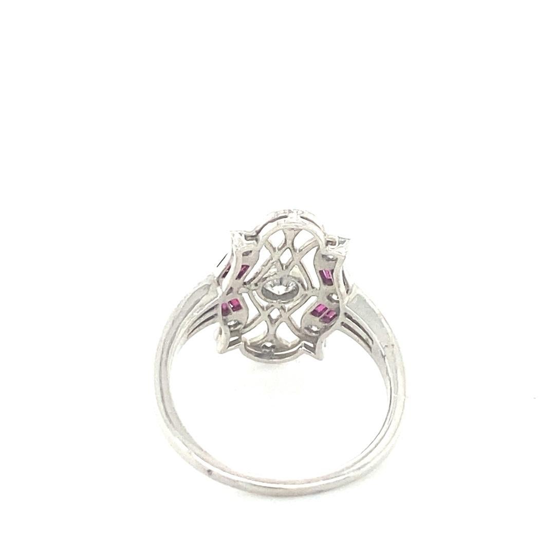 For Sale:  Bass' Fine Jewelry White Gold Vieux Vintage Ring 4