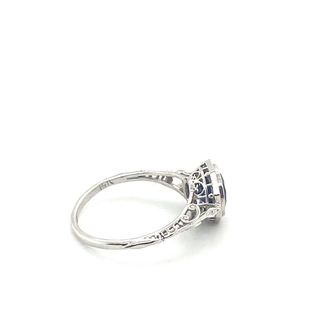 For Sale:  Bass' Fine Jewelry White Gold Vieux Vintage Ring 4