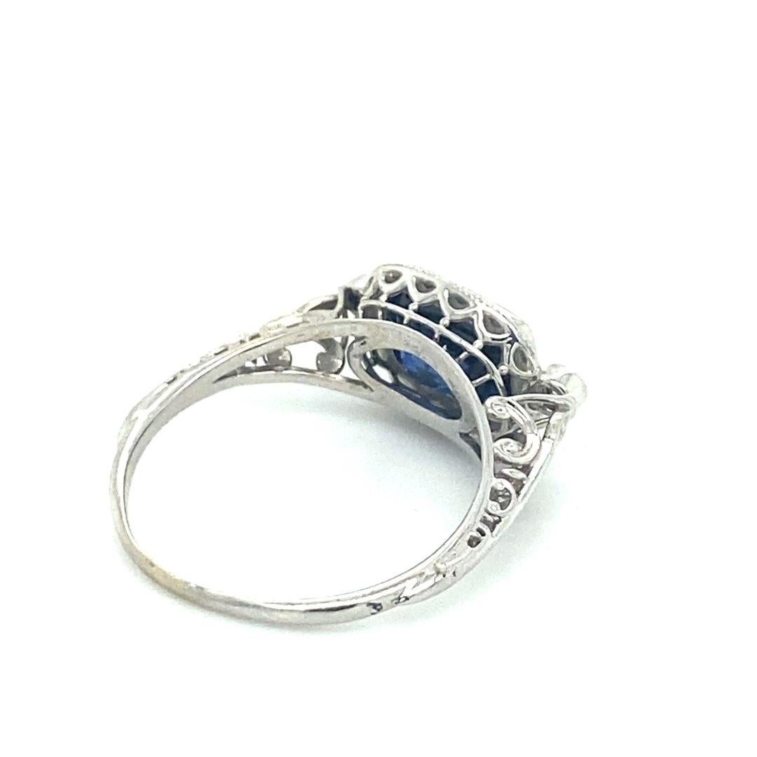 For Sale:  Bass' Fine Jewelry White Gold Vieux Vintage Ring 5