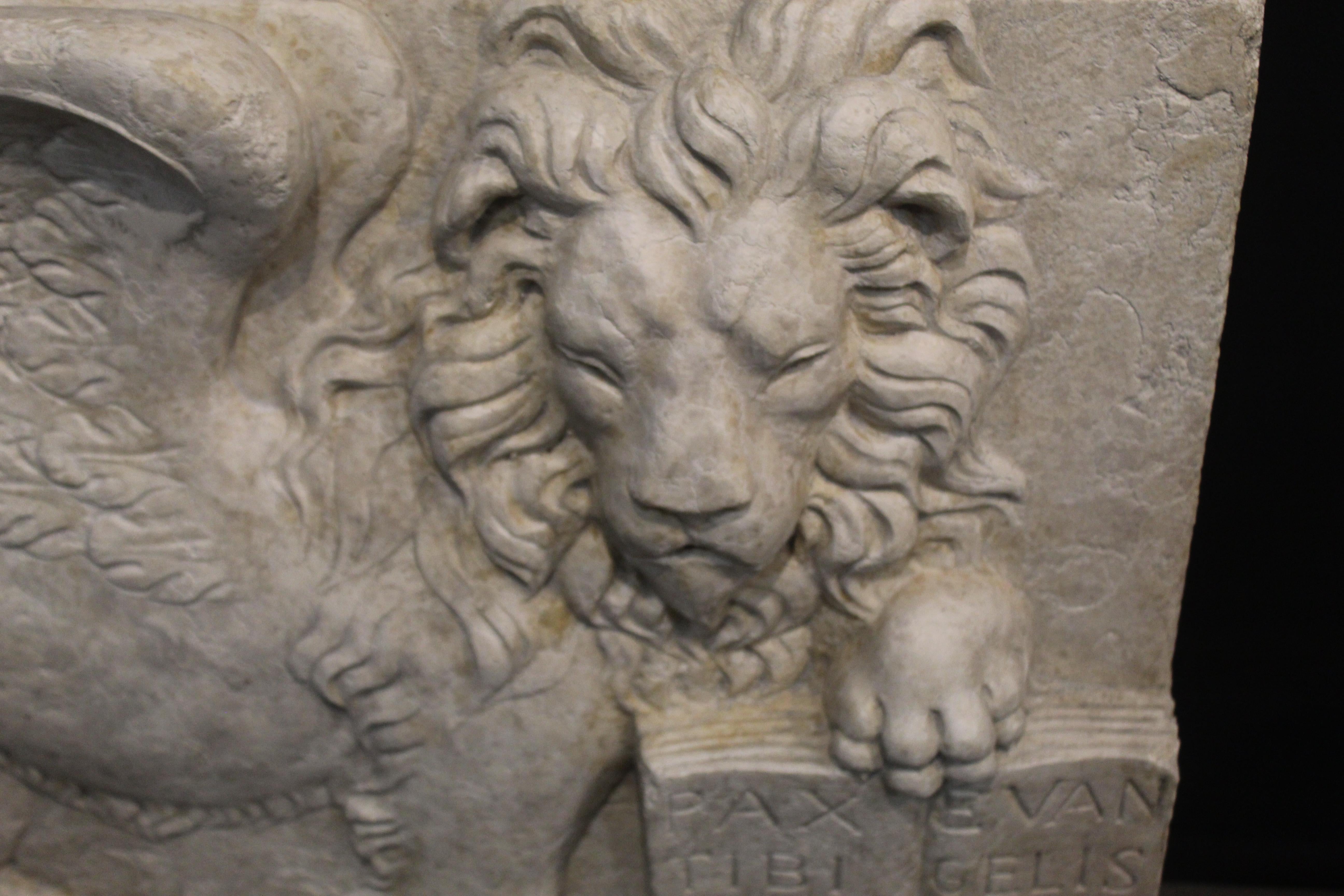 Bass-Relief Löwe von St. Markus im Zustand „Gut“ im Angebot in Rome, IT