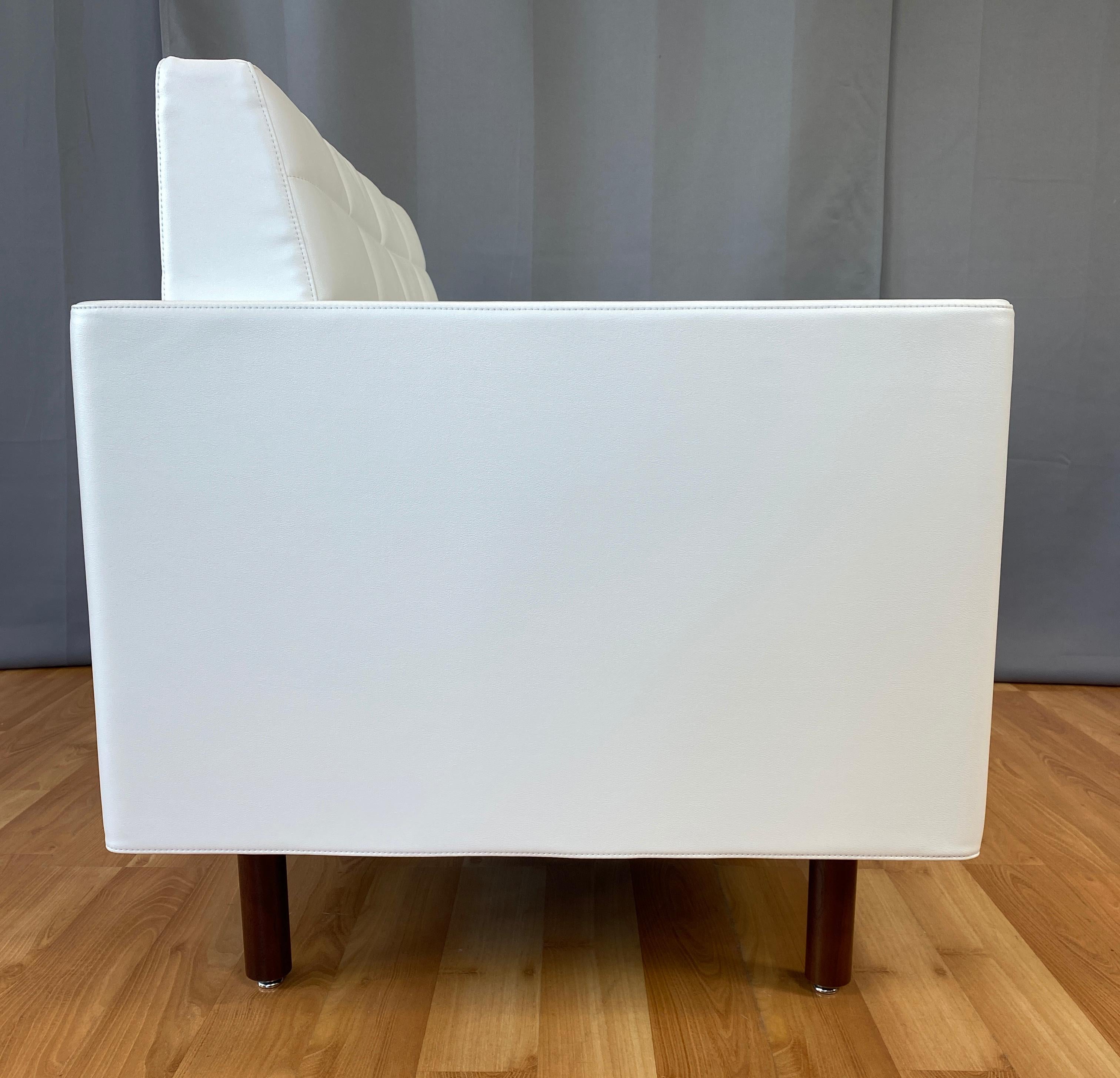 Bassamfellows Designed White Leather Tuxedo Classic Club Chair for Geiger 6