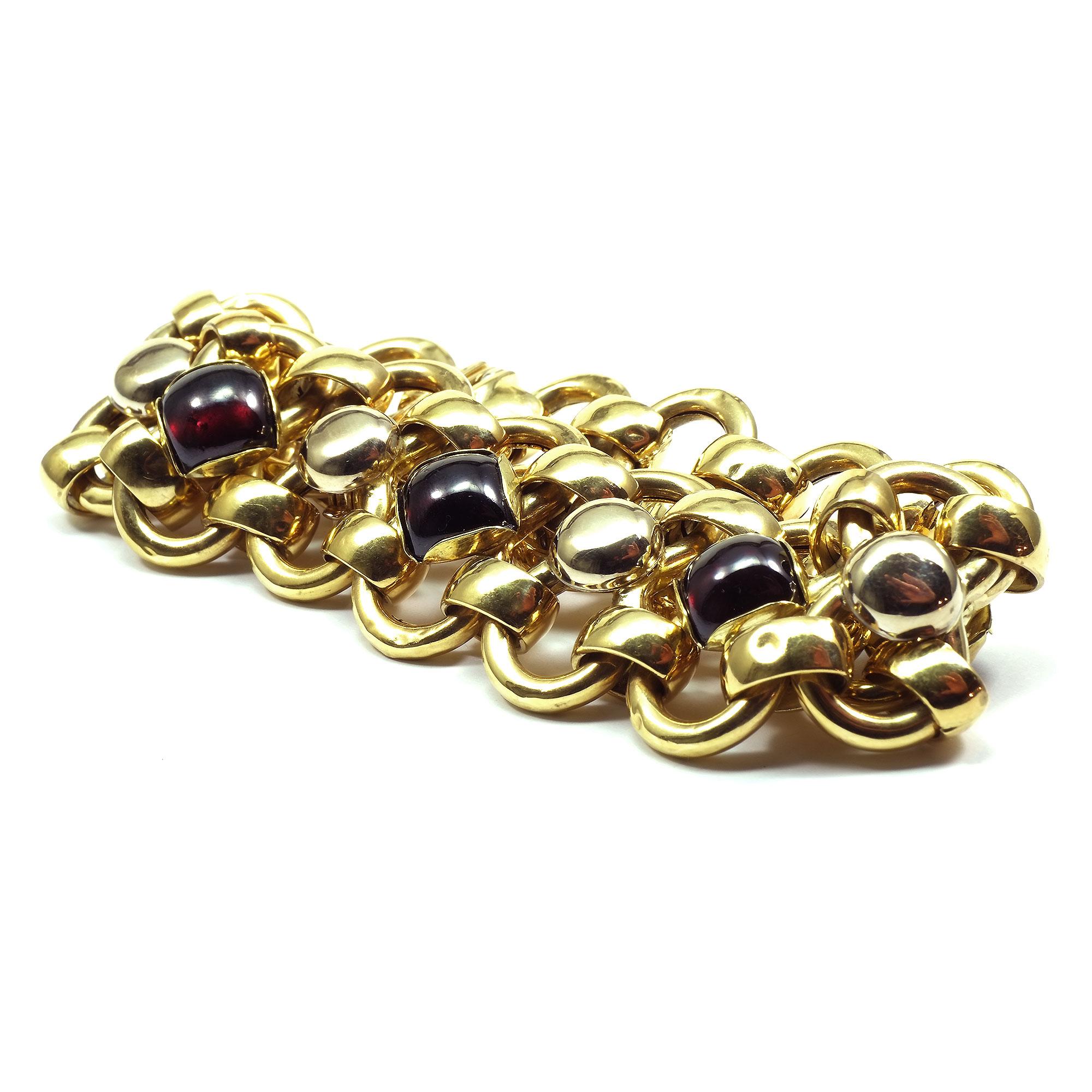 Cabochon Bassani Italian 18 Karat Yellow Gold Almandine Bracelet