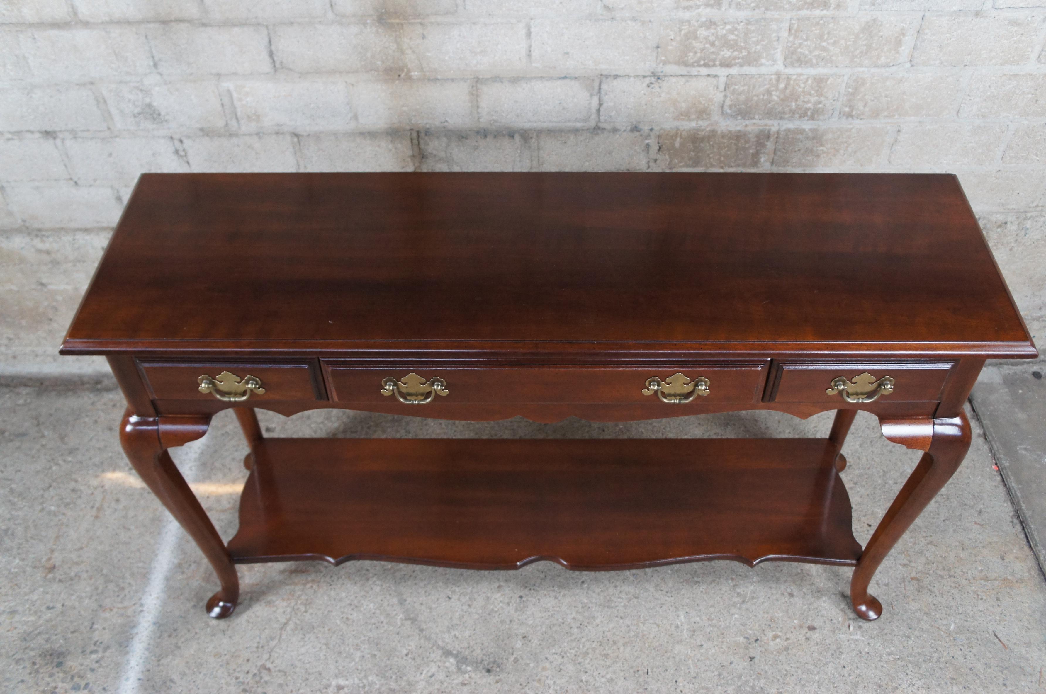 bassett sofa table