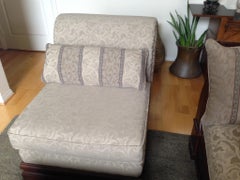 Bassett Five-Piece American Traditional Living Room Suite, 1990s