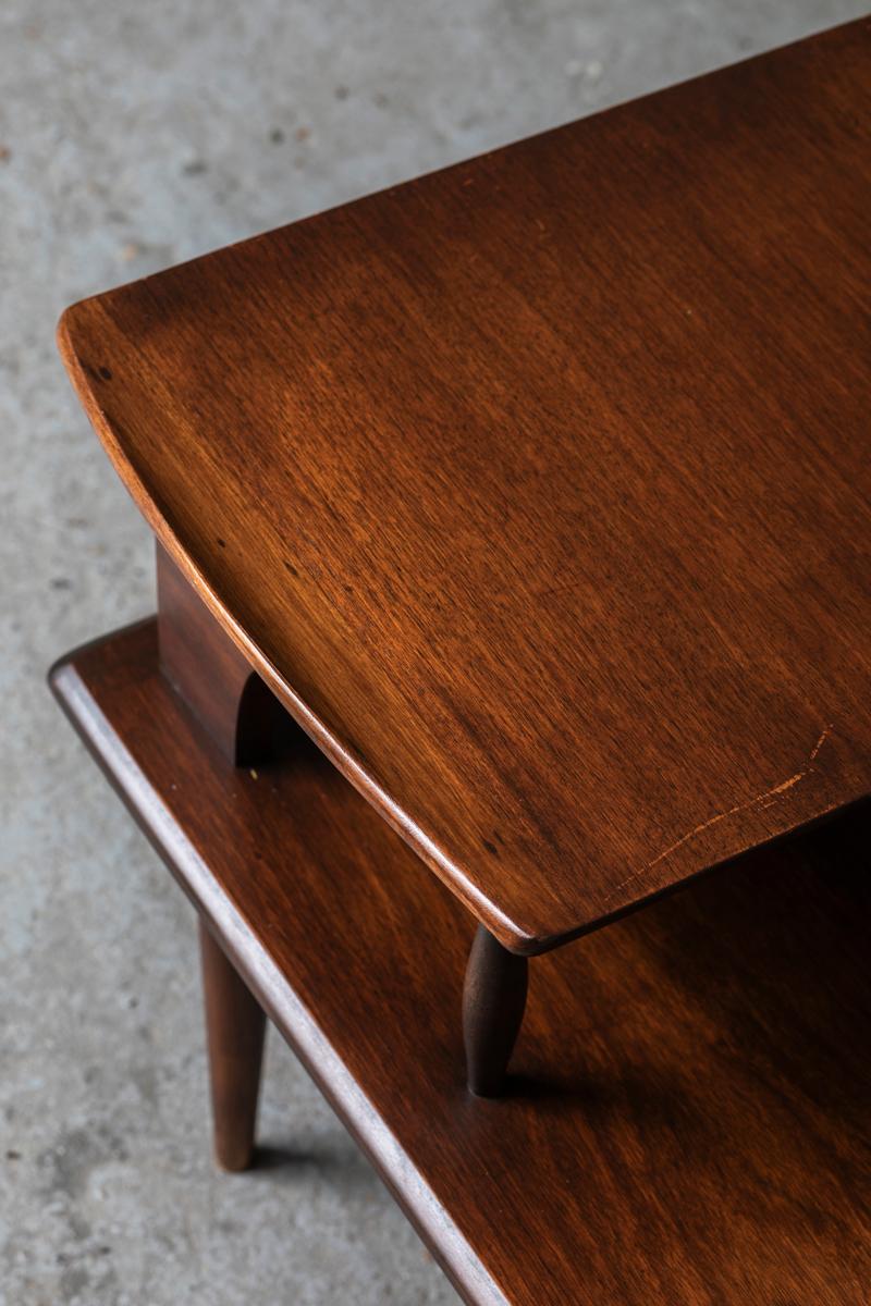 Bassett Furniture Beistelltisch aus Nussbaum, hergestellt in den USA, 1960er Jahre 6