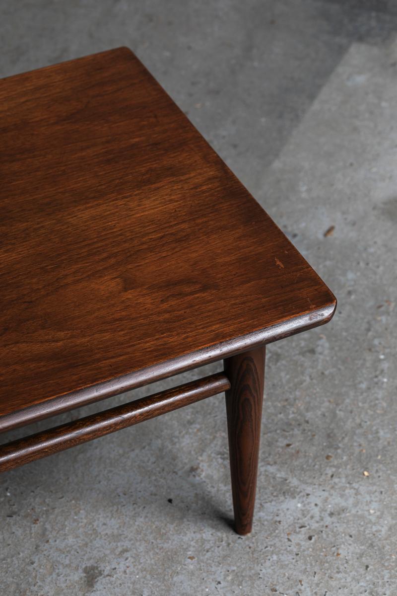 Bassett Furniture Side Table in Walnut, made in the USA, 1960s 9
