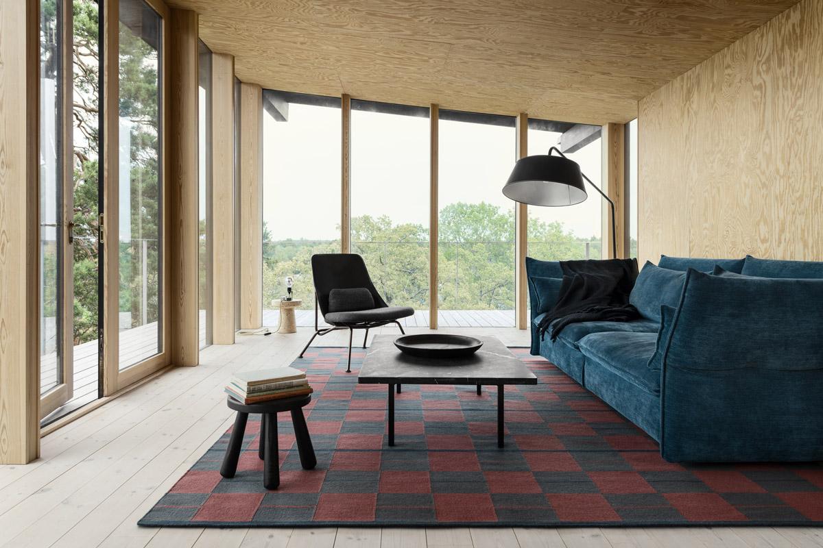 Bastad Red, Moderner Dhurrie- oder Kelim-Teppich in skandinavischem Design (Indisch) im Angebot
