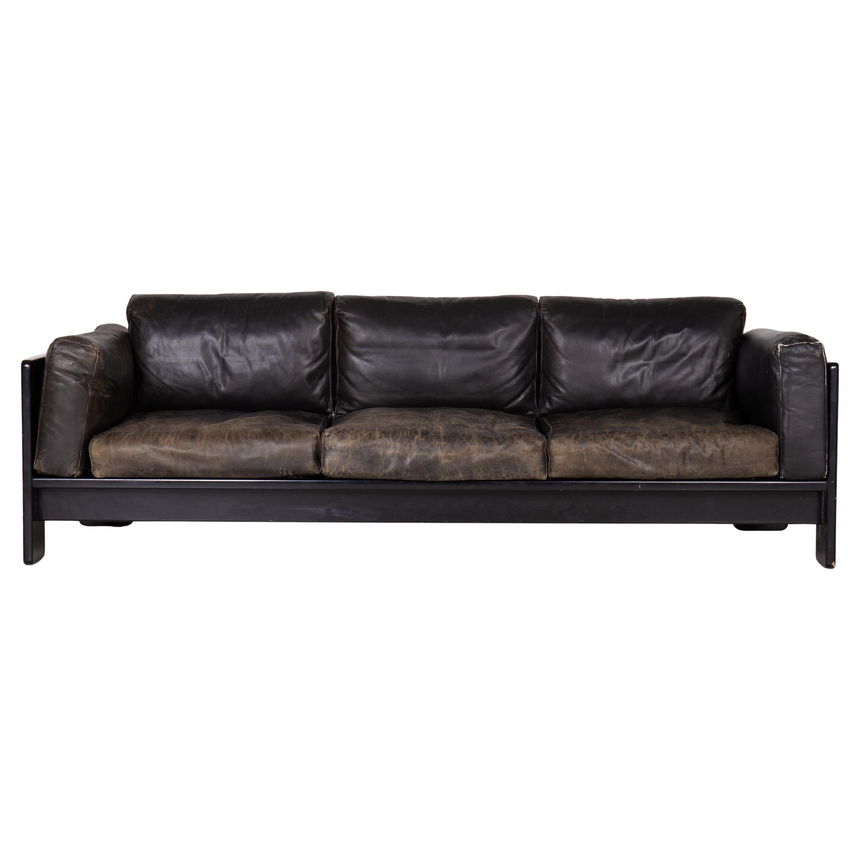 Bastiano 3 seater sofa in leather by Tobia Scarpa for Gavina, 1960 For Sale