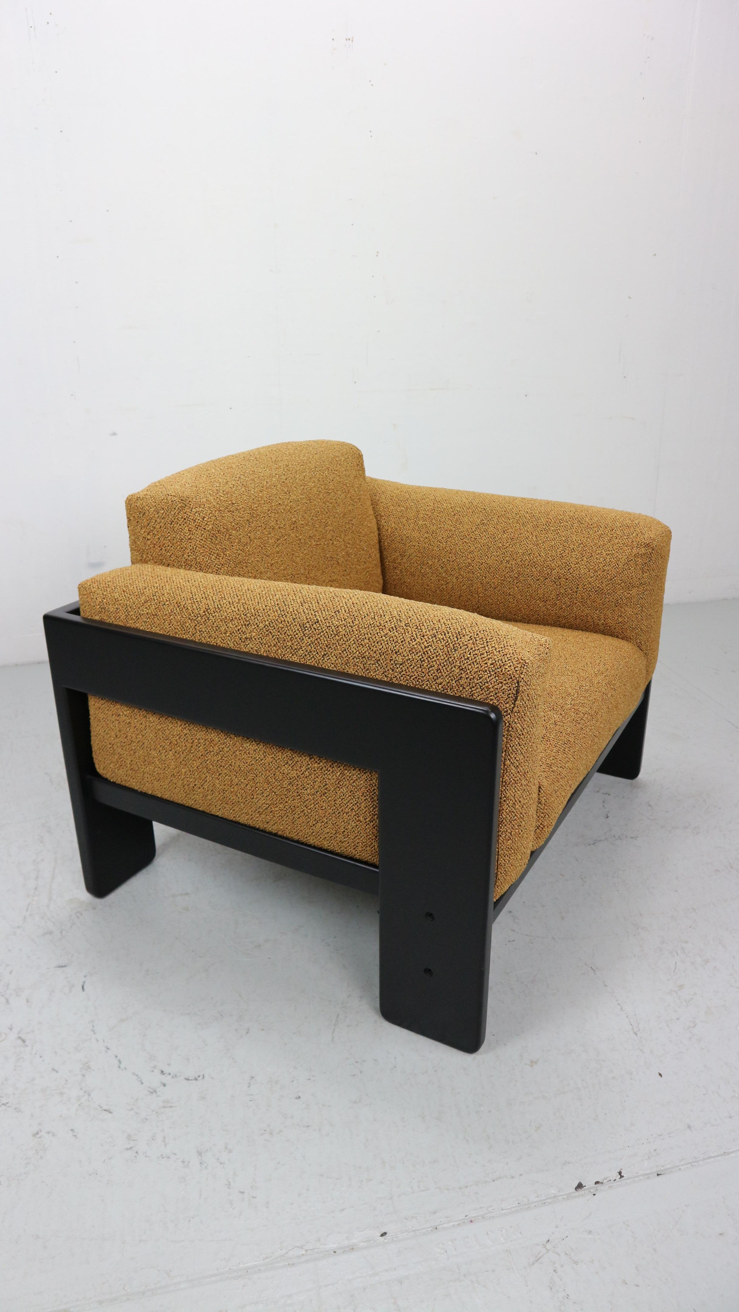 Bastiano Armchair by Afra E Tobia Scarpa for Gavina 70s newly upholstered. In Good Condition In The Hague, NL
