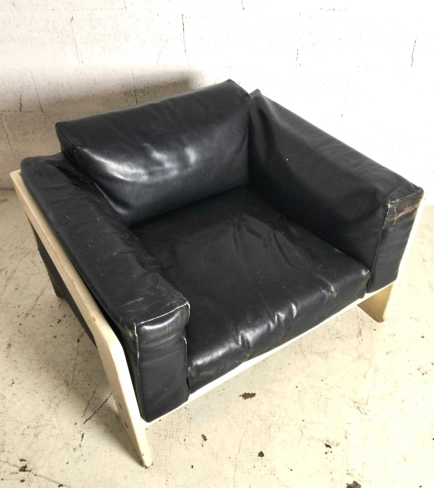 Beech Bastiano leather armchair by Afra e Tobia Scarpa for Gavina 60s, 70s For Sale